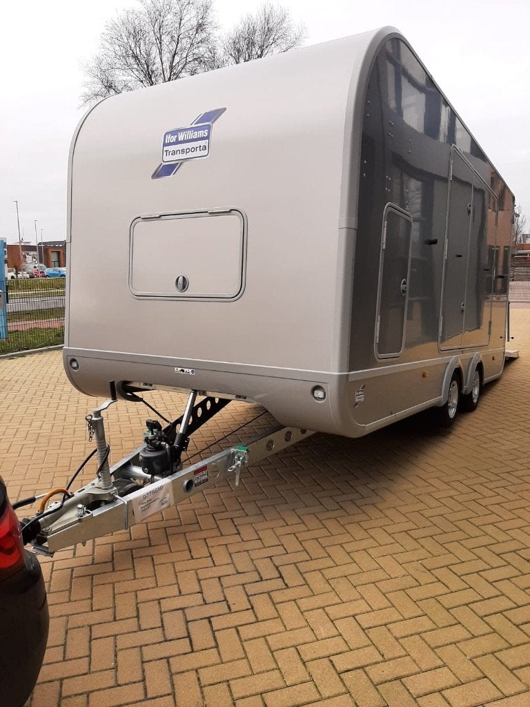 Ifor Williams Transporta - Gesloten Autotransporter, Ophalen of Verzenden, Zo goed als nieuw