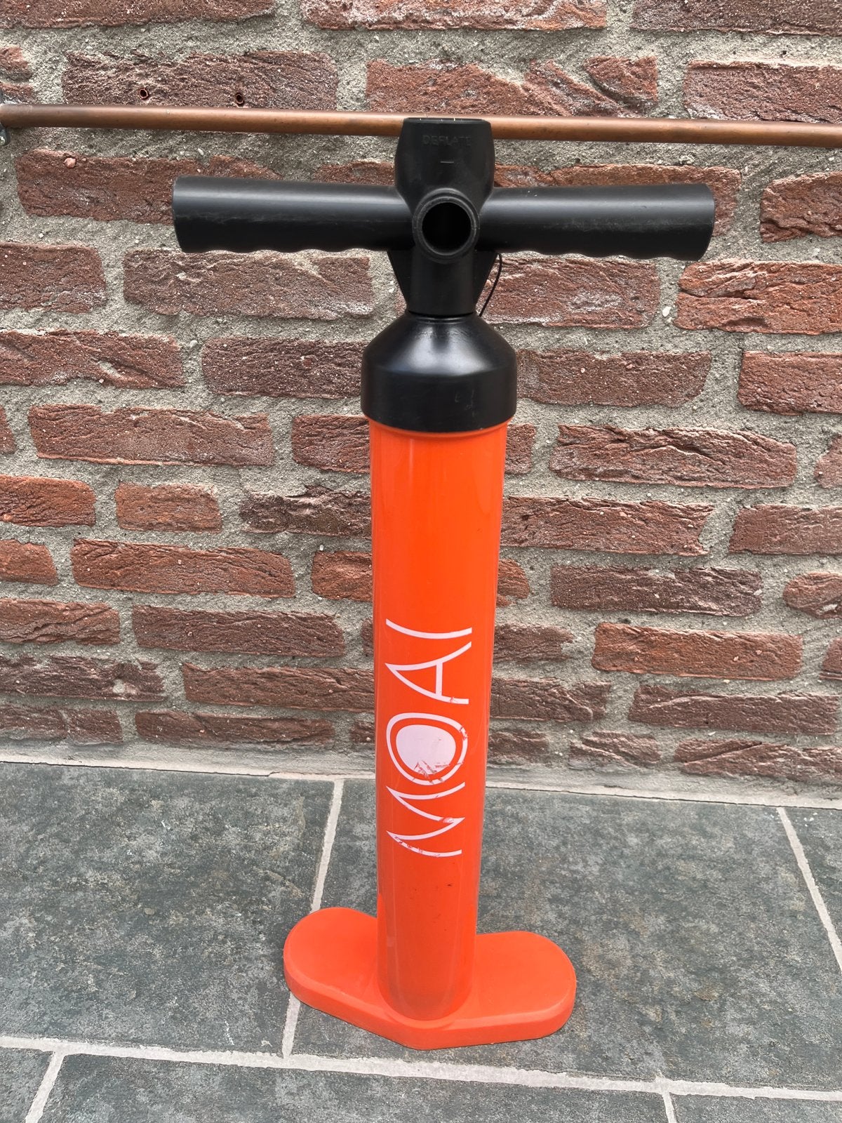 MOAI SUP Pomp met Drukmeter - Ongebruikt, Ophalen of Verzenden, Drukmeter, Zo goed als nieuw