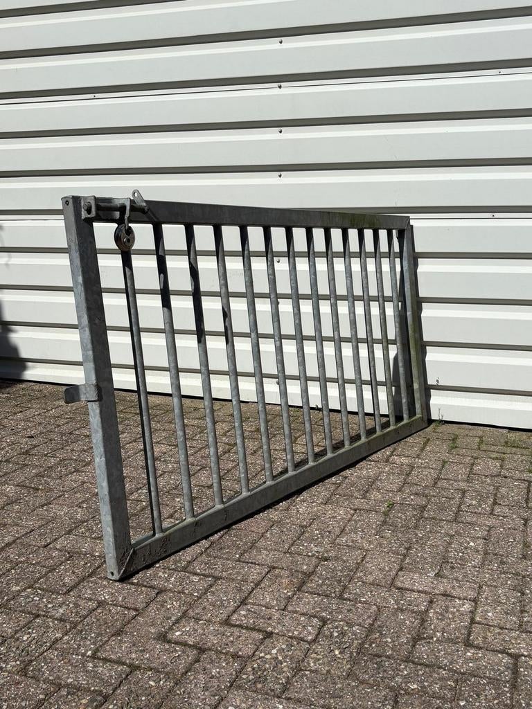 Stevige metalen poort 198x97 cm, Tuin en Terras, Ophalen, Met poort, Gebruikt, Spijlenhekwerk