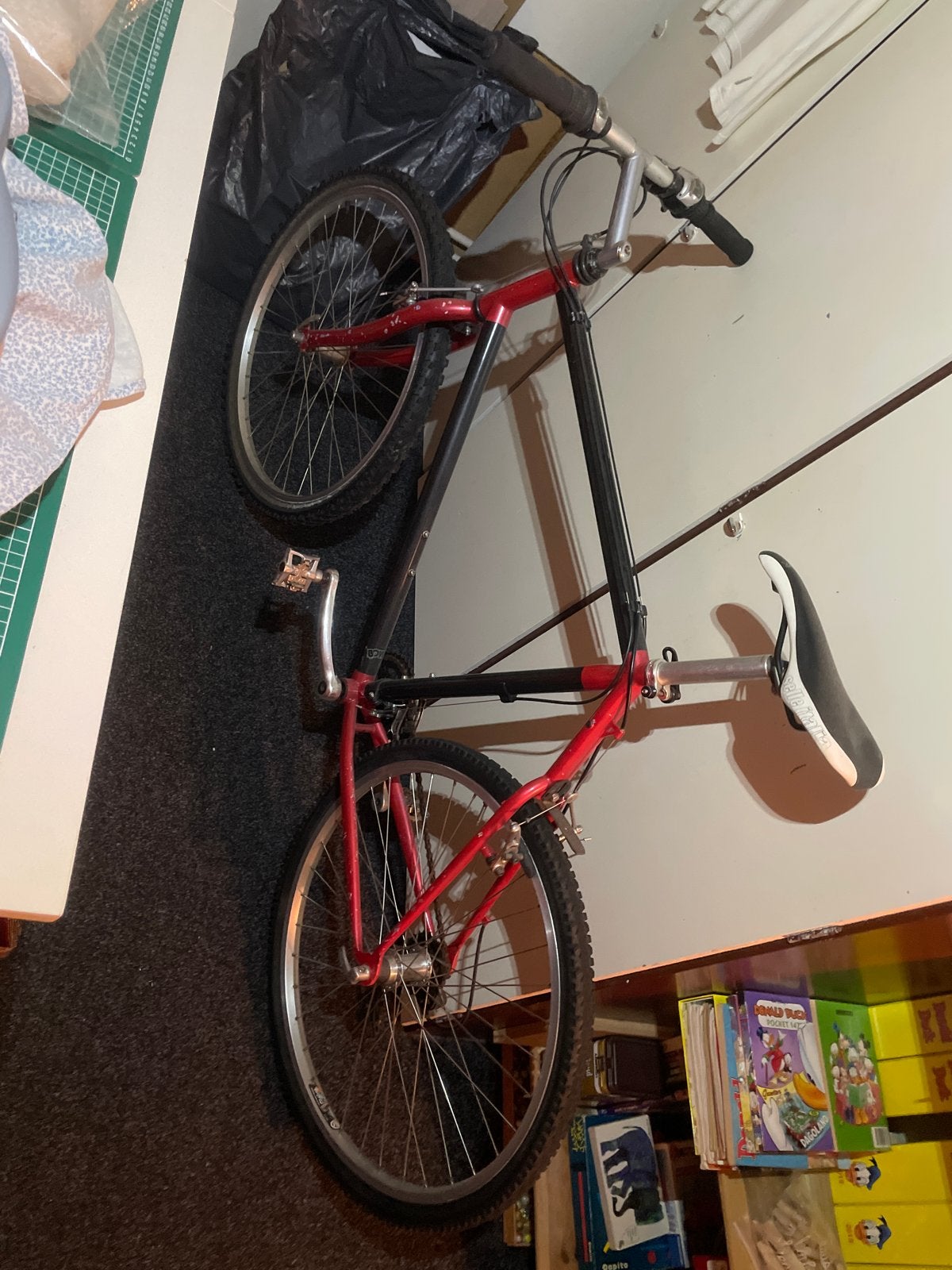 Gebruikte mountainbike - rood/zwart, Overige merken, Gebruikt, Ophalen of Verzenden, Geen vering
