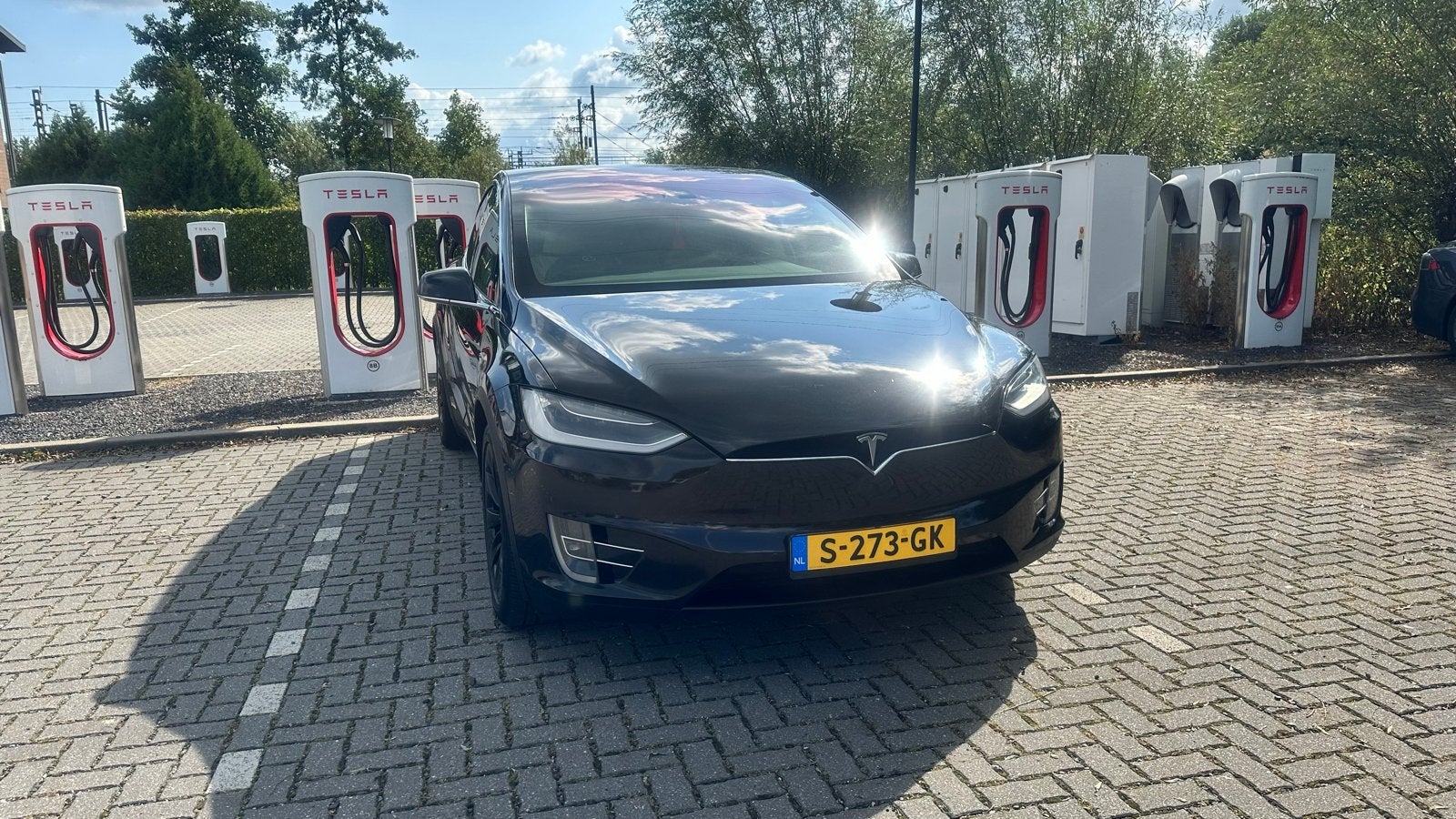 Tesla Model X 2016 90D FREE SUPERCHARGE, Auto's, Model X, 124 €/maand, Zwart, Elektrisch