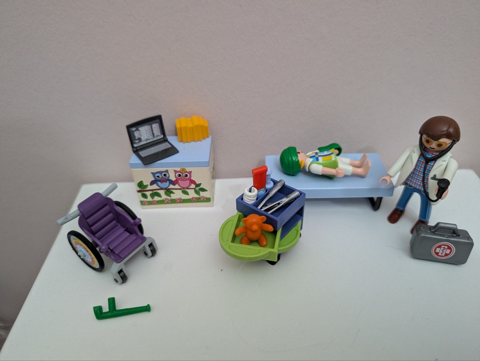 Playmobil inrichting kinder ziekenhuis, Complete set, Overige typen, Ophalen of Verzenden, Zo goed als nieuw