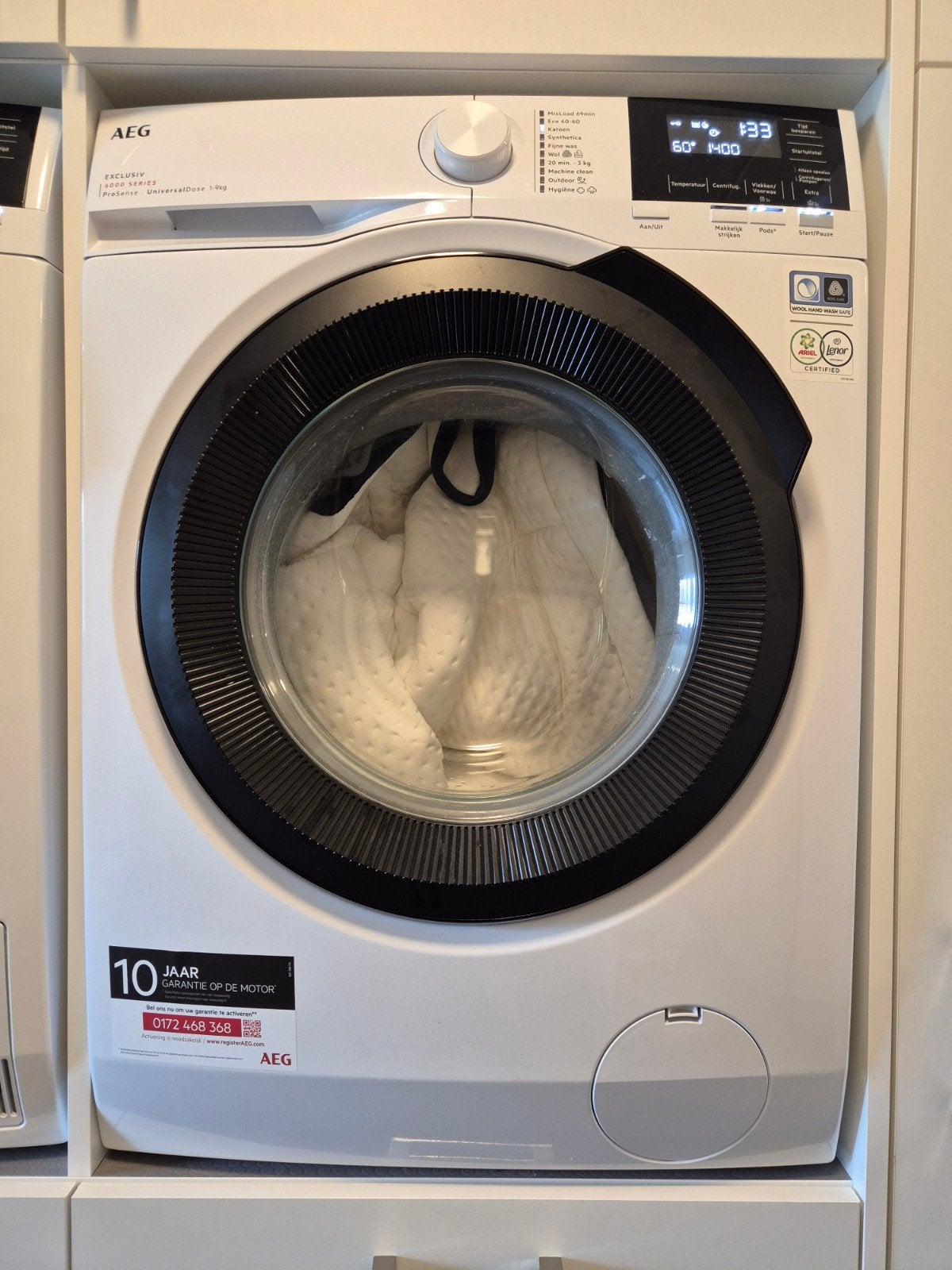AEG Wasmachine 6000 Series ProSense UniversalDose 9kg, Ophalen, 1200 tot 1600 toeren, 8 tot 10 kg, Zo goed als nieuw