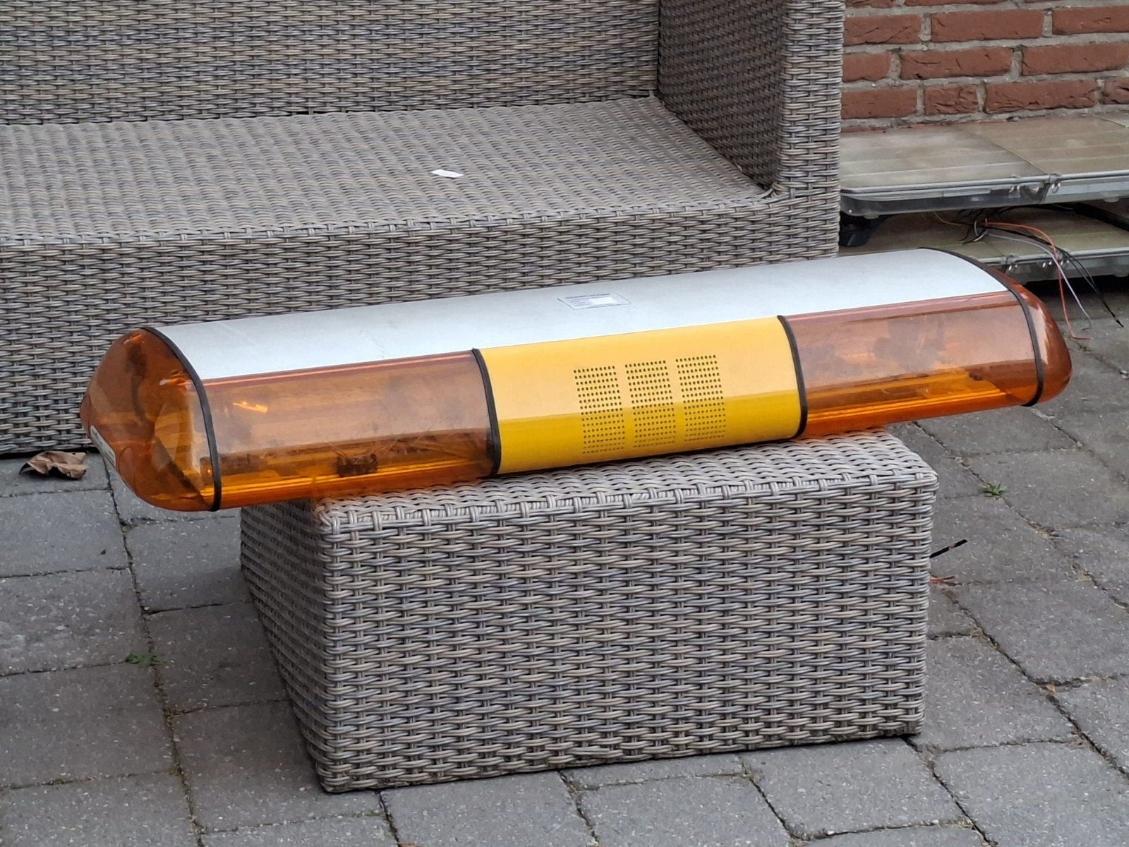 Zwaailicht oranje flitsbalk zwaailamp lichtbalk zwaaibalk, Ophalen