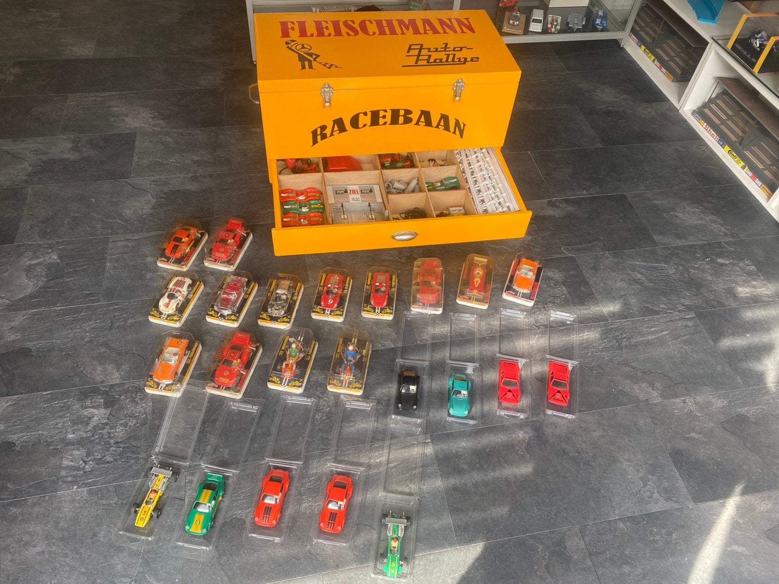 Fleischmann raceauto’s, Ophalen, Zo goed als nieuw, Elektrisch, Fleischmann