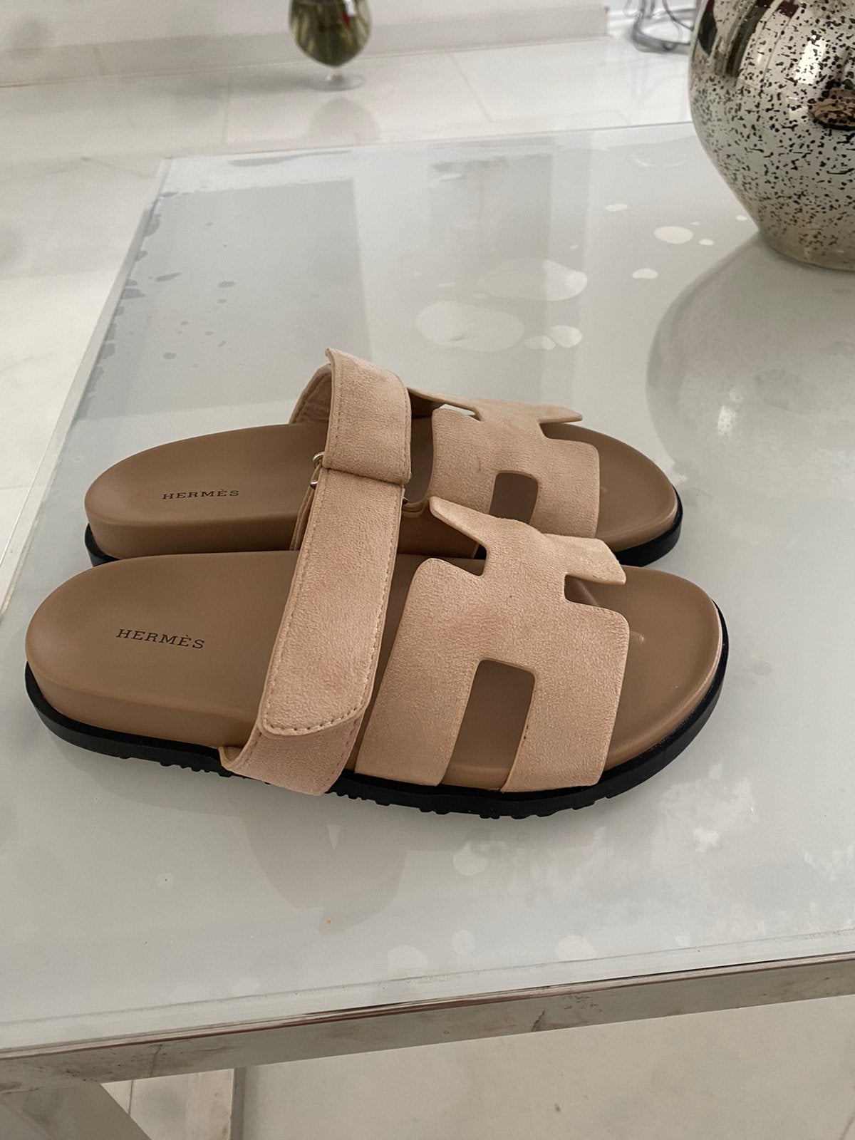 Hermes slippers, Slippers, Beige, Nieuw, Ophalen of Verzenden