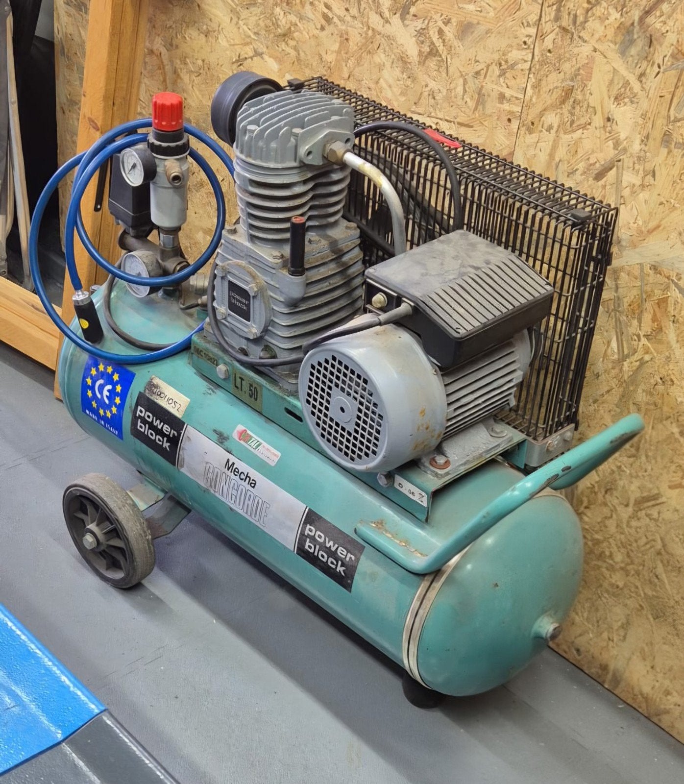 Compressor 50liter professioneel., 25 tot 100 liter, Ophalen, Gebruikt, 6 tot 10 bar
