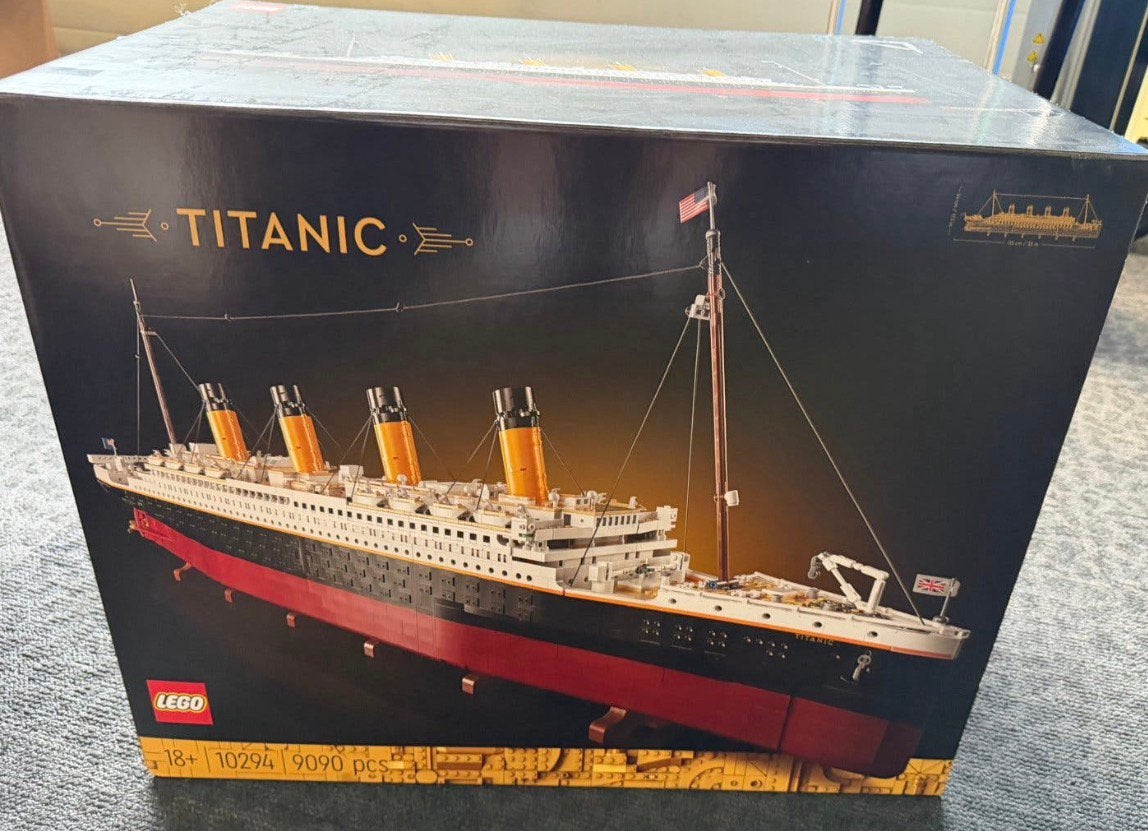 10294 Titanic LEGO in goede staat, Overige thema's, Lego, Ophalen of Verzenden, Zo goed als nieuw