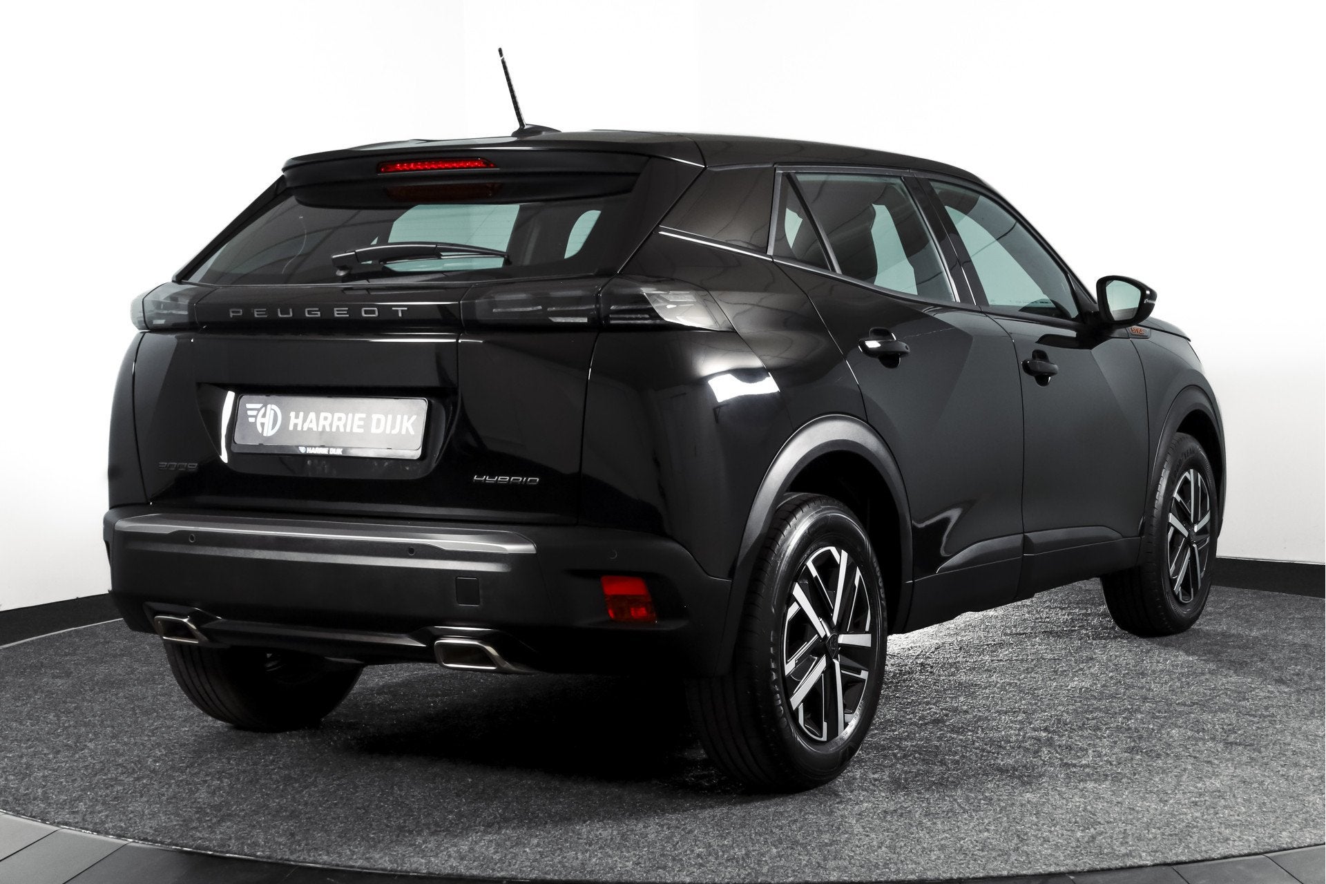 Peugeot 2008 1.2 Hybrid 136 Style | Cruise | PDC | App. Conn, Auto's, 1272 kg, Gebruikt, Zwart, Bedrijf