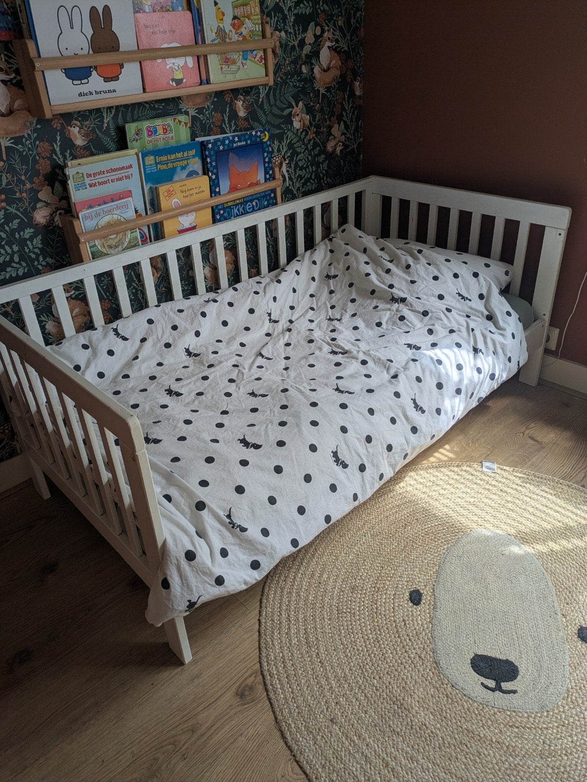 peuterbed met lattenbodem en matras, Kinderen en Baby's, Kinderkamer | Bedden, Gebruikt, 70 tot 85 cm, 140 tot 160 cm, Ophalen