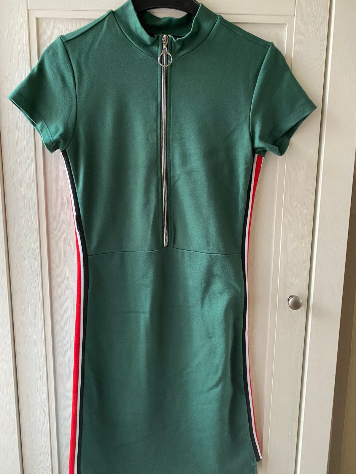 Mooie groene zomerjurk maat S - Coolcat, Maat 38/40 (M), Ophalen of Verzenden, Zo goed als nieuw, Boven de knie