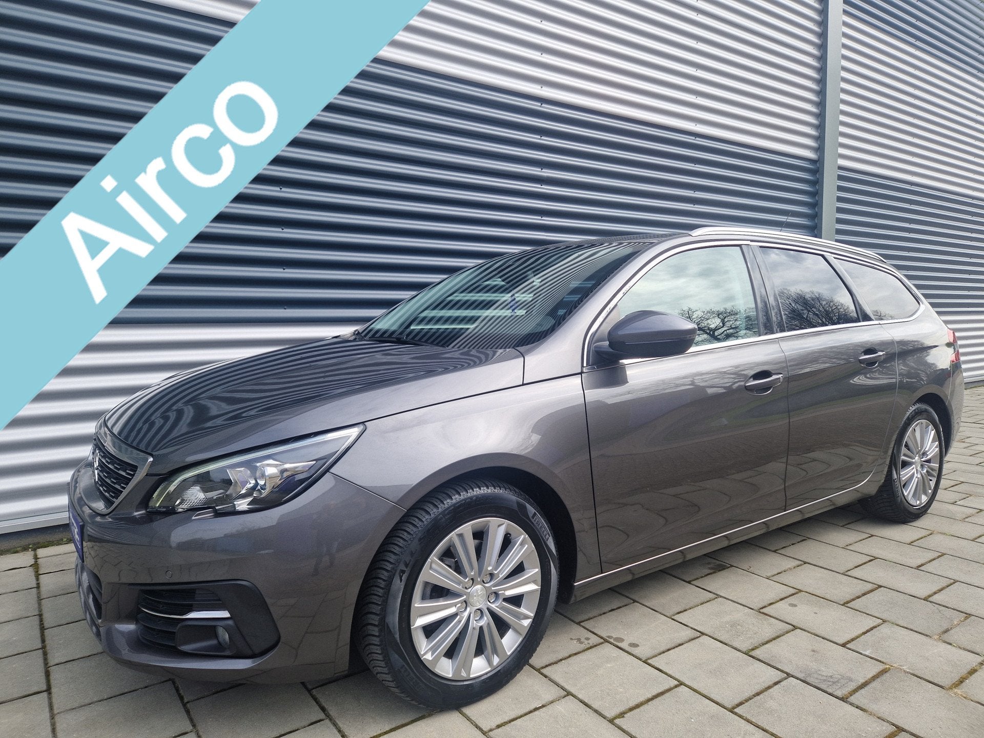 Peugeot 308 SW 1.2 PureTech Allure, Climatronic, PDC, Topsta, Auto's, Voorwielaandrijving, Stof, Gebruikt, Euro 6