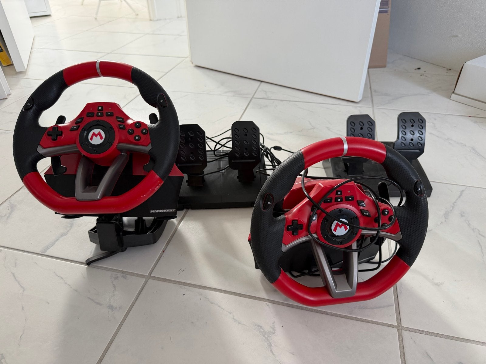 Hori Mario Kart Racing Wheel Pro Deluxe voor de Switch, Ophalen of Verzenden, Zo goed als nieuw, Switch, Stuurtje of Sportattribuut