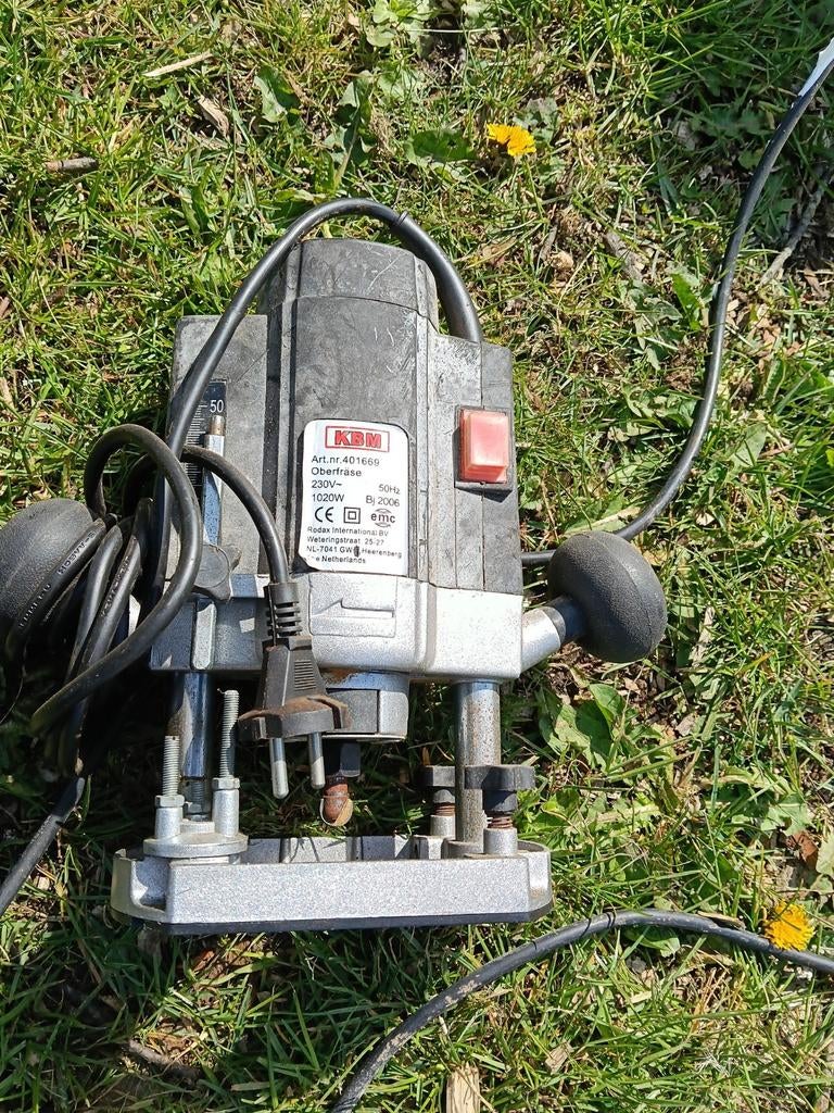 KBM Oberfräse 1020W, Doe-het-zelf en Verbouw, Ophalen