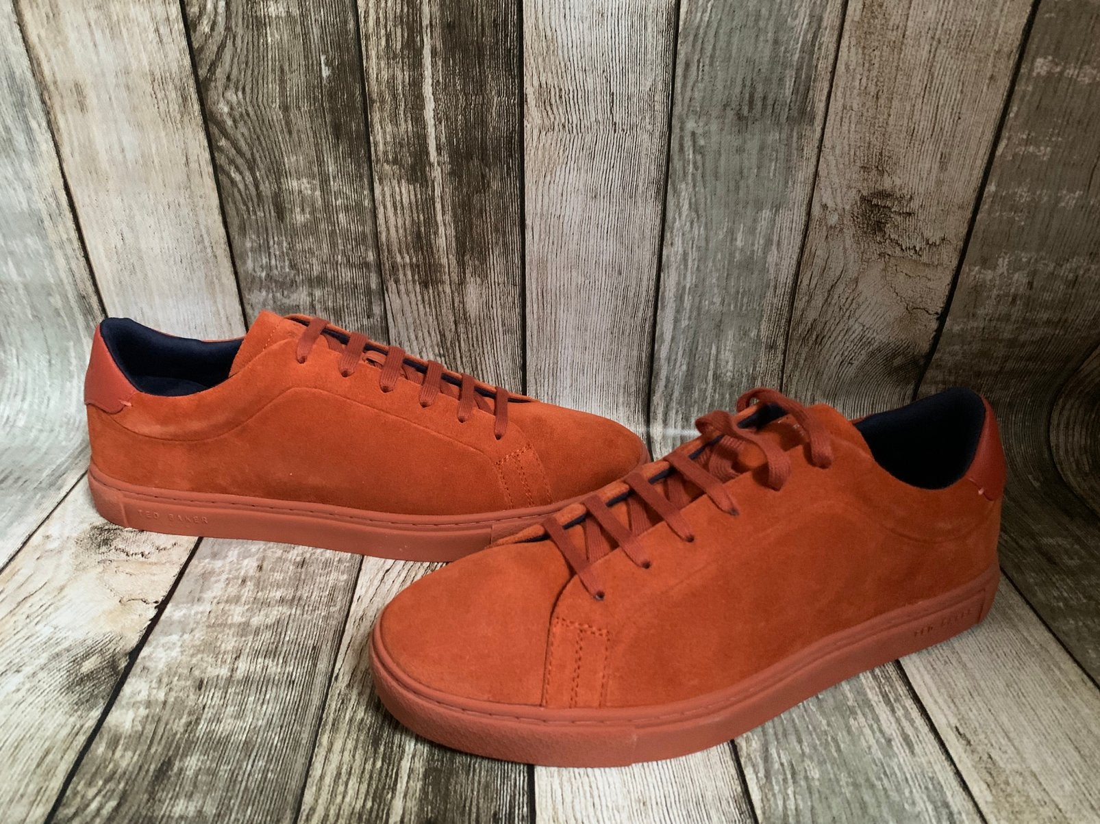 Super gave rode Ted Baker sneakers (Maat 42) Nieuw!!, Ted Baker, Overige kleuren, Verzenden, Nieuw