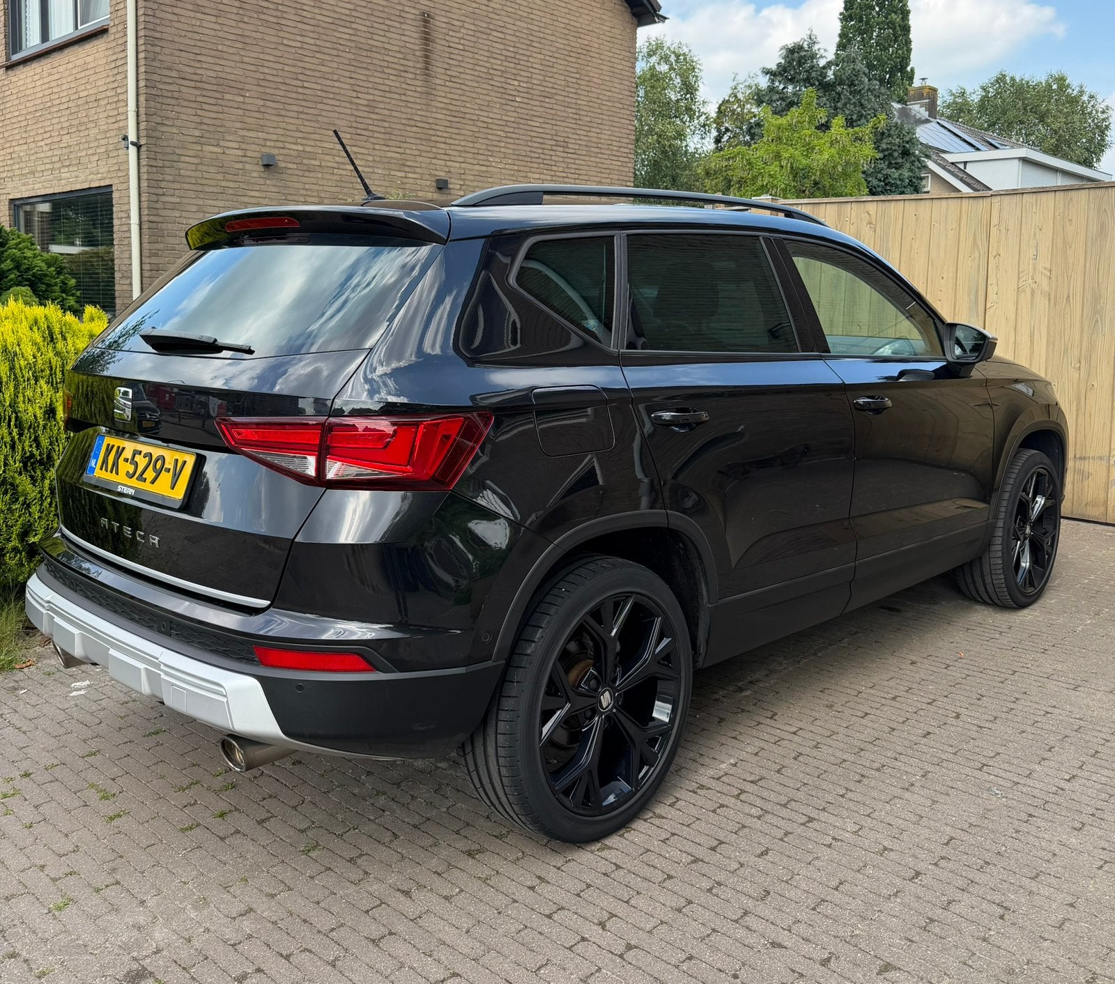 Seat Ateca Style Business - Volleder - trekhaak -  SPORT 19”, Auto's, Seat, Ateca, Zwart, Particulier, 3 cilinders