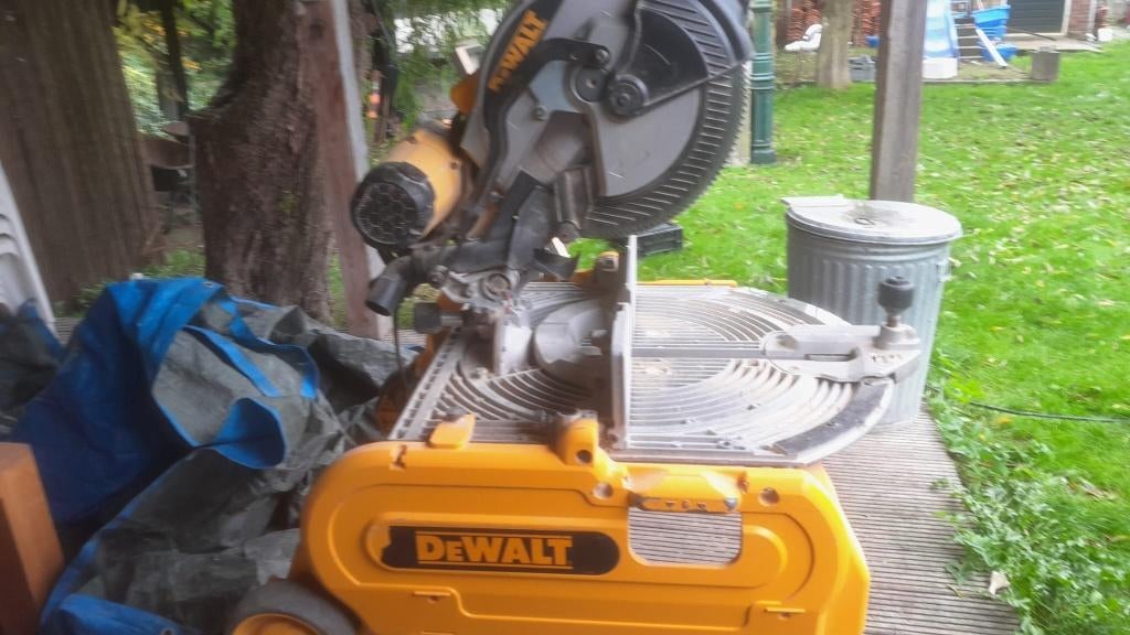 De Walt Zaagtafel  D27107-QS, Ophalen, Gebruikt, 70 mm of meer, DeWALT