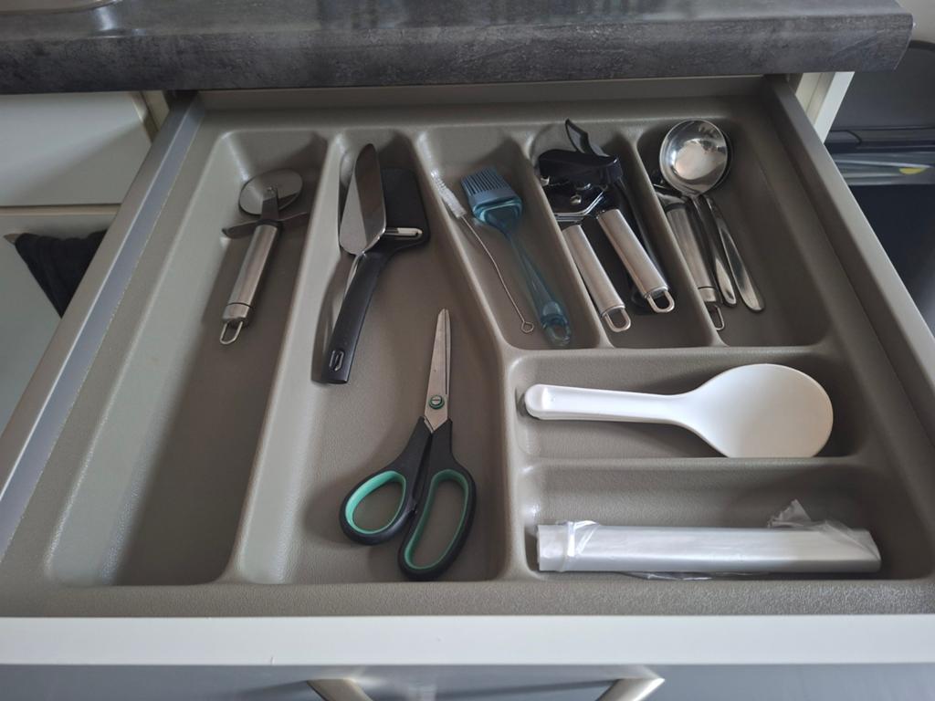 Laden bakken voor bestek. Grote en klein., Ophalen of Verzenden, Kunststof