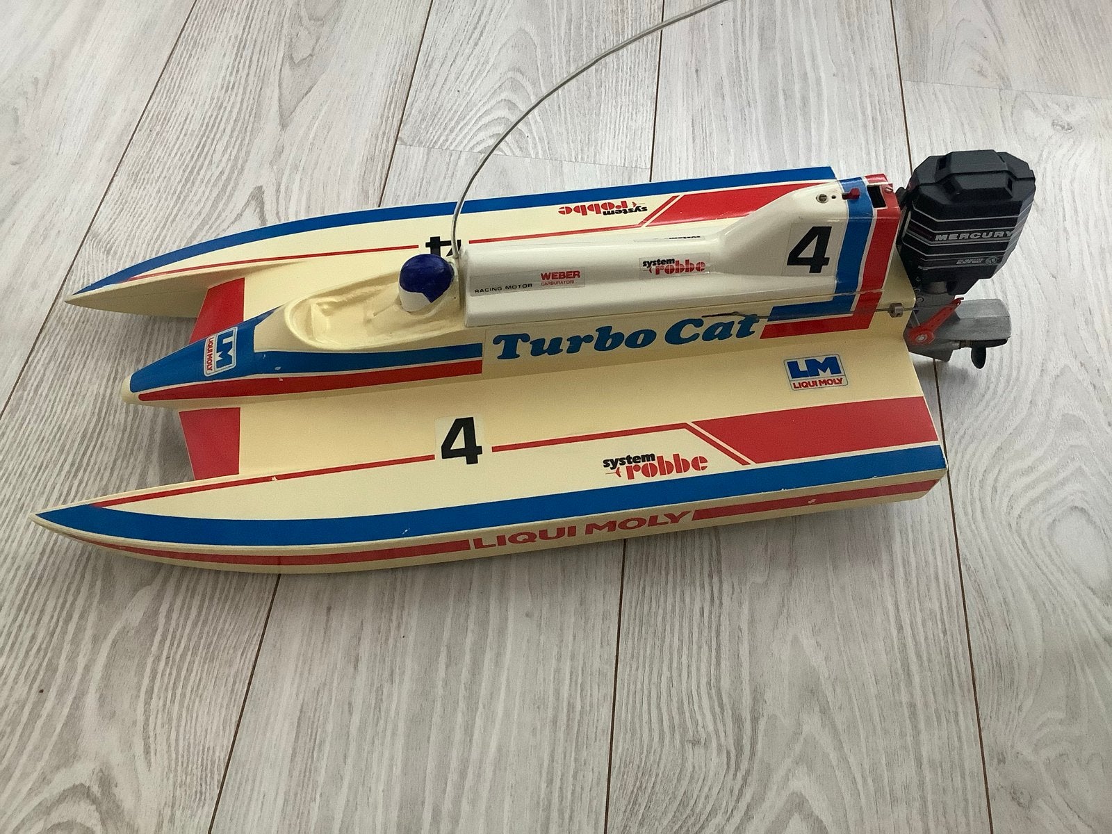 Robbe Turbo Cat RC boot met Graupner afstandsbediening, Ophalen, Gebruikt, Groter dan 1:32, Overige merken