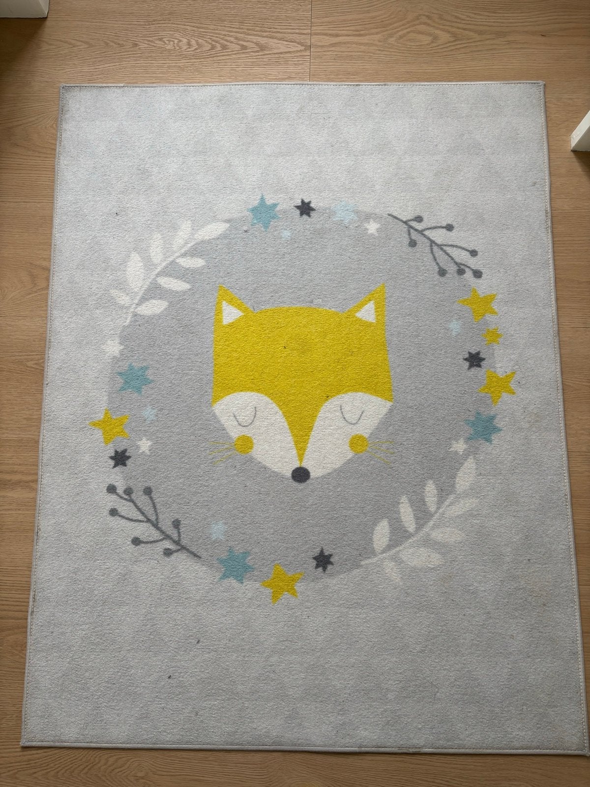 Kinderkleed met vossenprint - Grijs en geel, Huis en Inrichting, Ophalen, Gebruikt, 100 tot 150 cm, 50 tot 100 cm