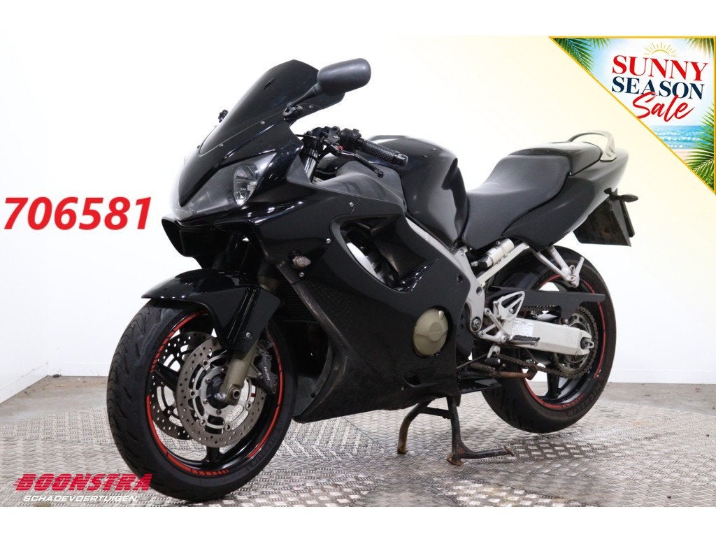 Honda CBR 600F Dominator (bj 2007), Honda, Dopplerlaan 4
9207HC  DRACHTEN, NL, Sport, Meer dan 35 kW