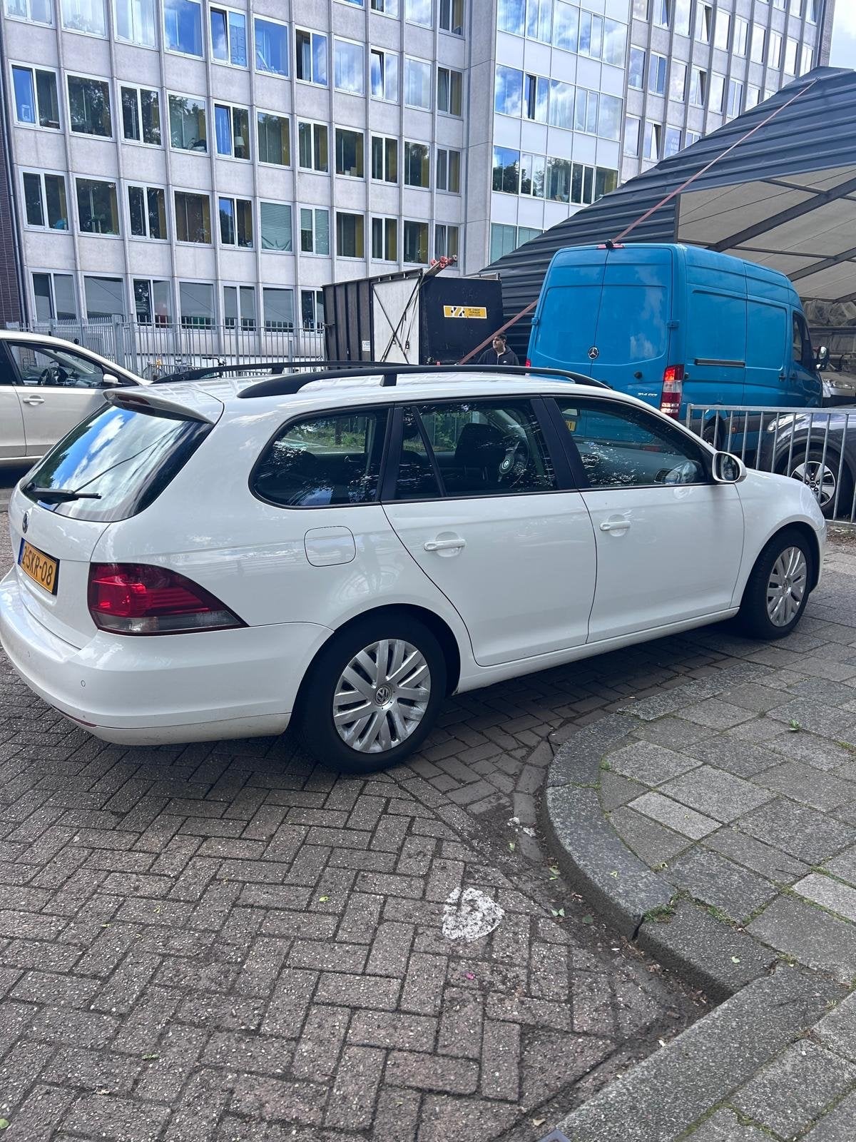 Volkswagen Golf 1.6 TDI 77KW Variant DSG 2013 Wit, Auto's, Volkswagen, 4 cilinders, Origineel Nederlands, Stationwagon, Diesel