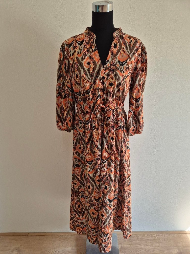 J467 - Fleurige lange Lady Day jurk maat M (1), Kleding | Dames, Ophalen of Verzenden, Zo goed als nieuw, Maat 38/40 (M), Onder de knie