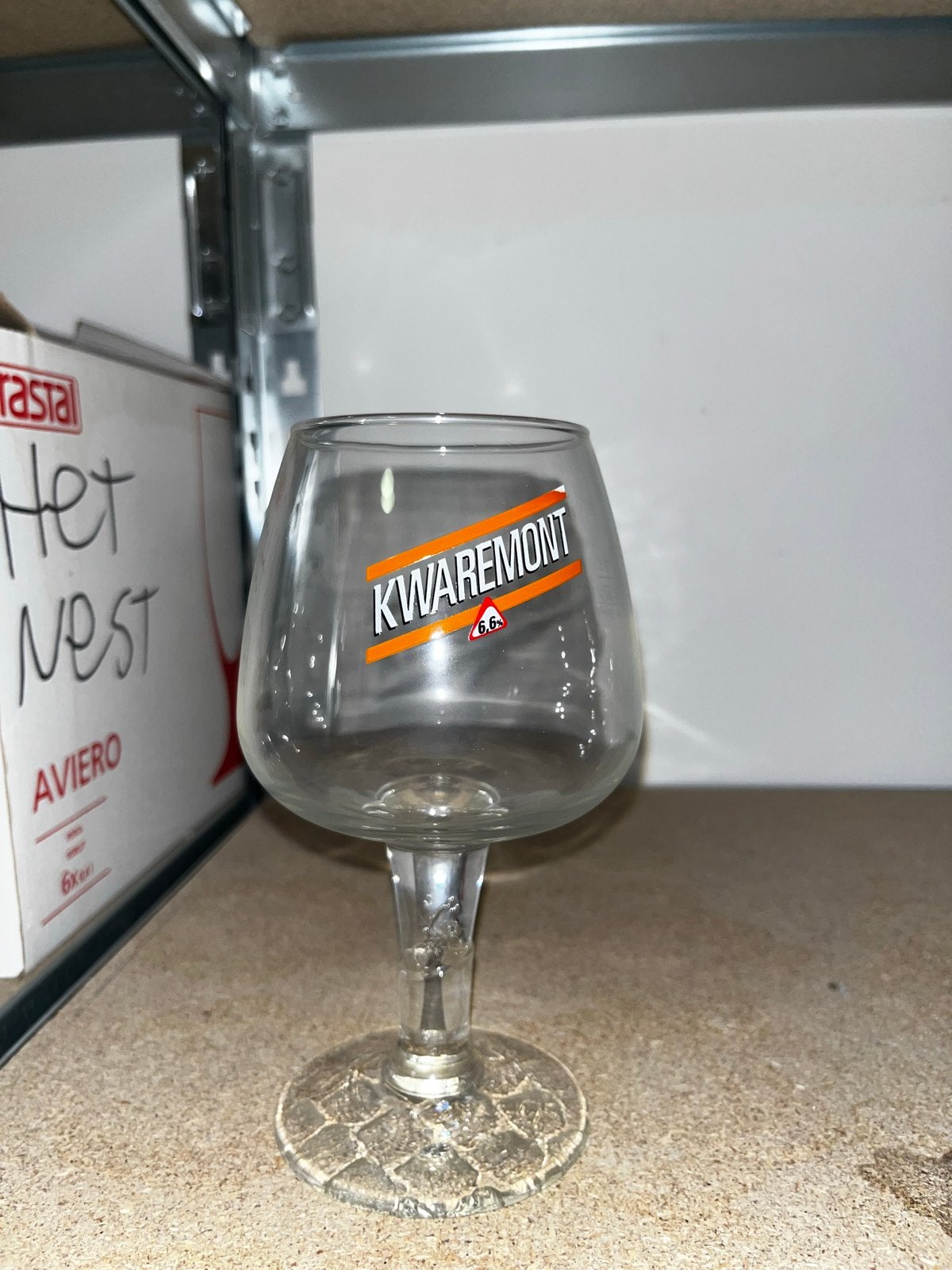 12 Kwaremont speciaal bierglazen, Ophalen of Verzenden, Zo goed als nieuw, Glas of Glazen, Overige merken