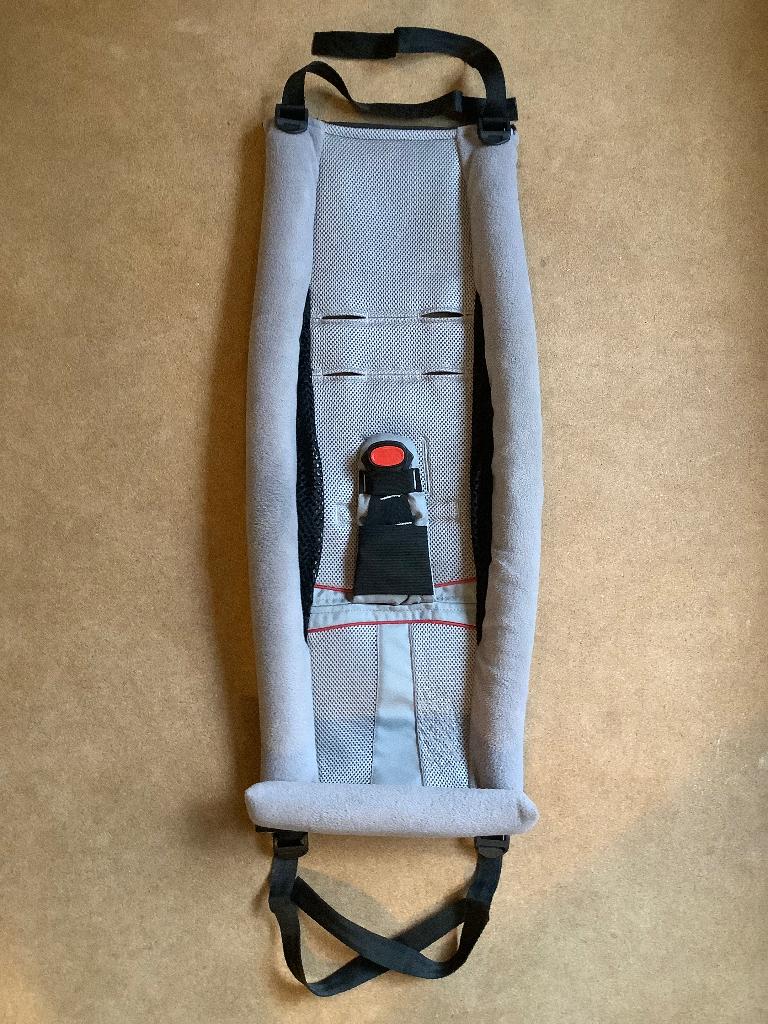 Thule infant sling, 0 t/m 10 kg, Achterzitje, Ophalen of Verzenden, Zo goed als nieuw
