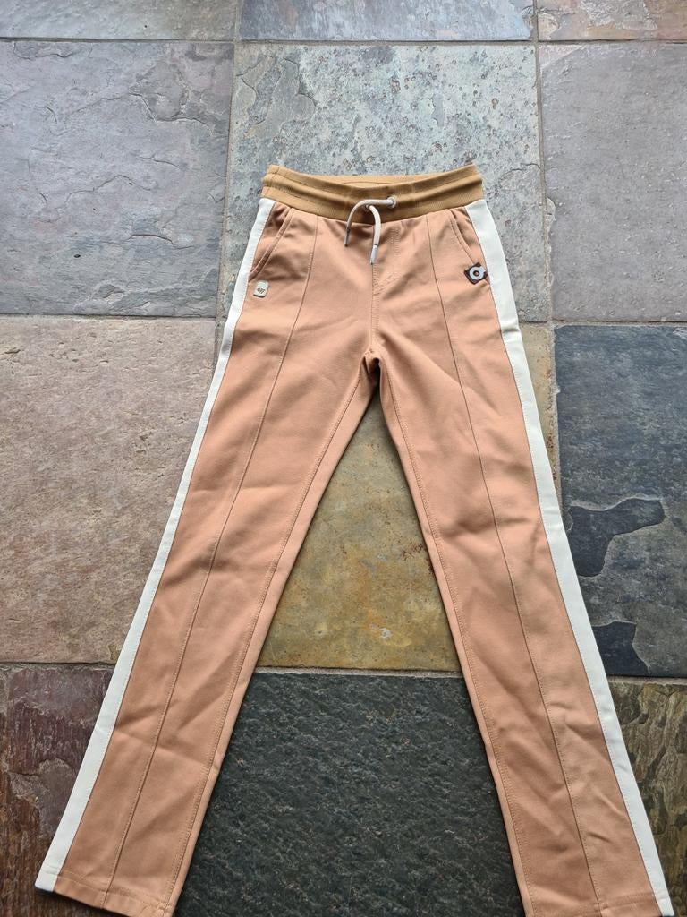 Sportieve broek maat 134-140, Meisje, Zo goed als nieuw, 4 funky flavours, Ophalen