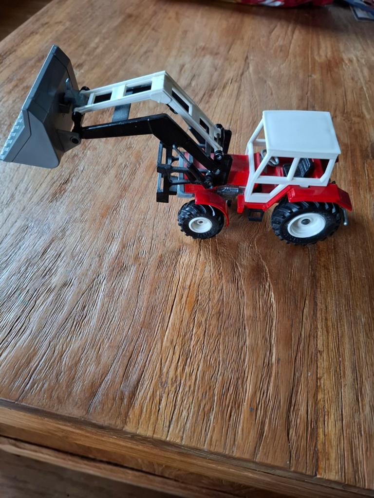 Te siku mf met voorlader, Ophalen of Verzenden, Zo goed als nieuw, Tractor of Landbouw, SIKU
