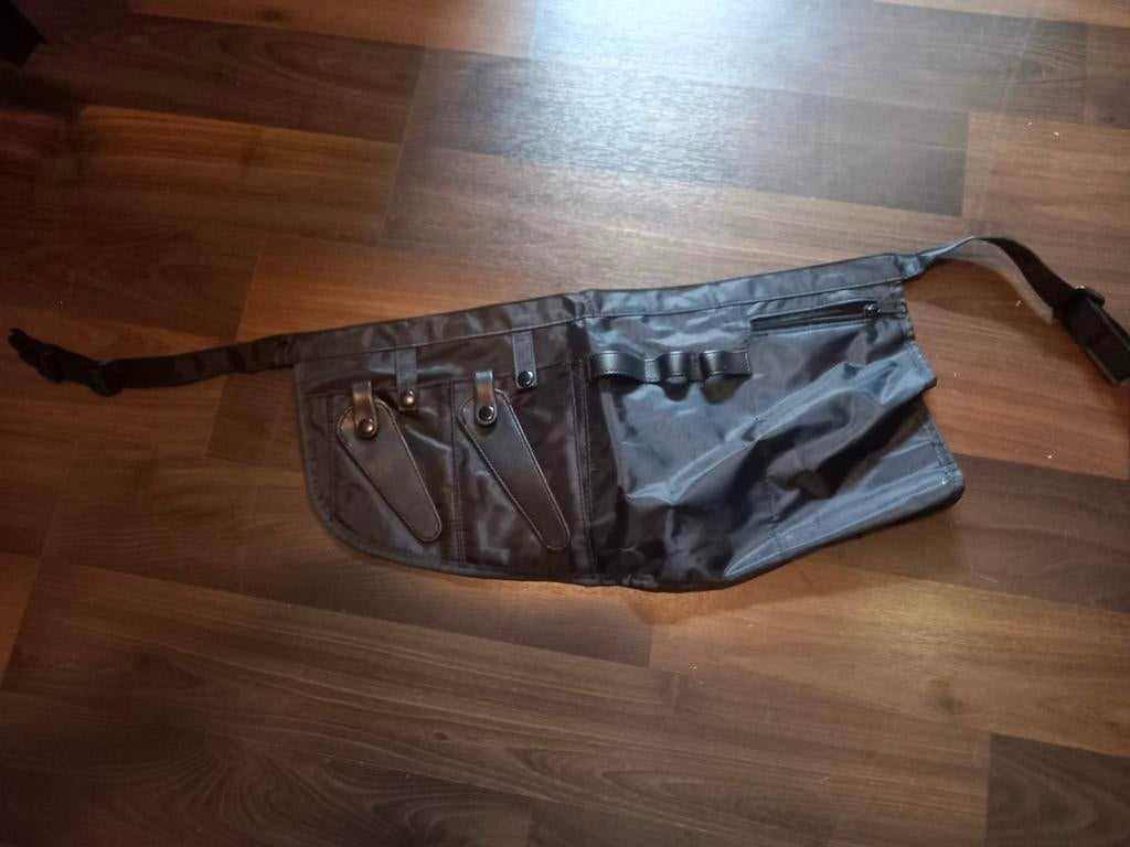 Zwarte gereedschapsriem / kappersriem, Ophalen, Zo goed als nieuw, Zwart