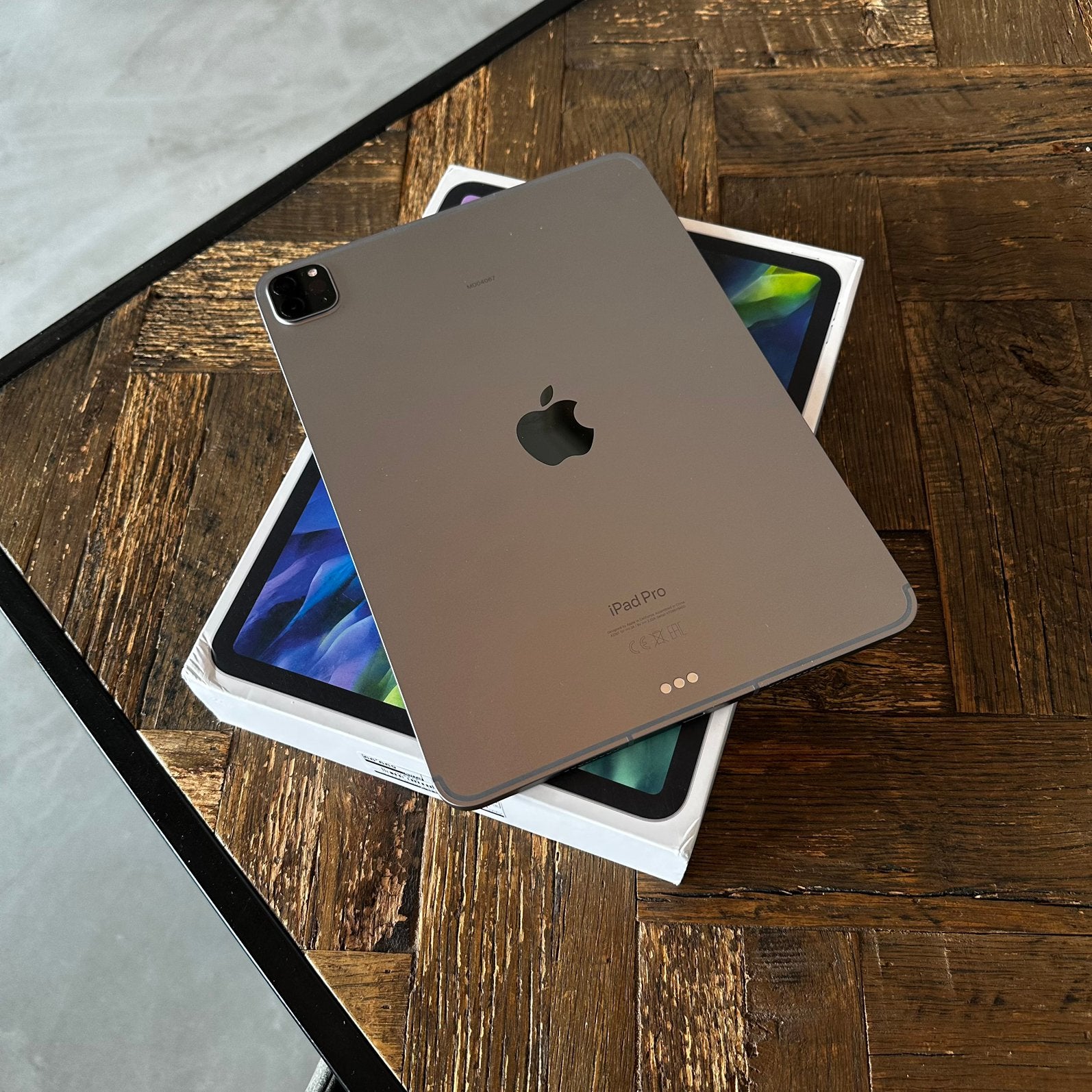 Apple iPad Pro 11'' (M2) 128GB Wifi + Cellular - Als Nieuw