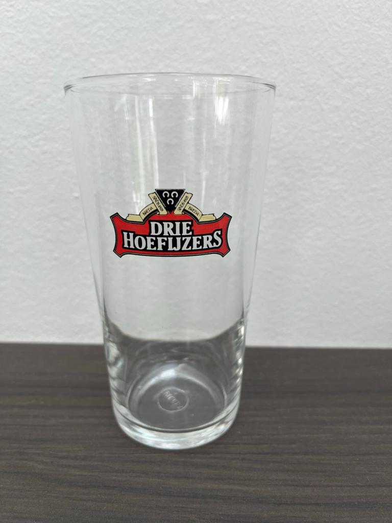 Oud bierglas De Drie Hoefijzers Breda, Verzamelen, Ophalen of Verzenden, Zo goed als nieuw, Glas of Glazen, Overige merken
