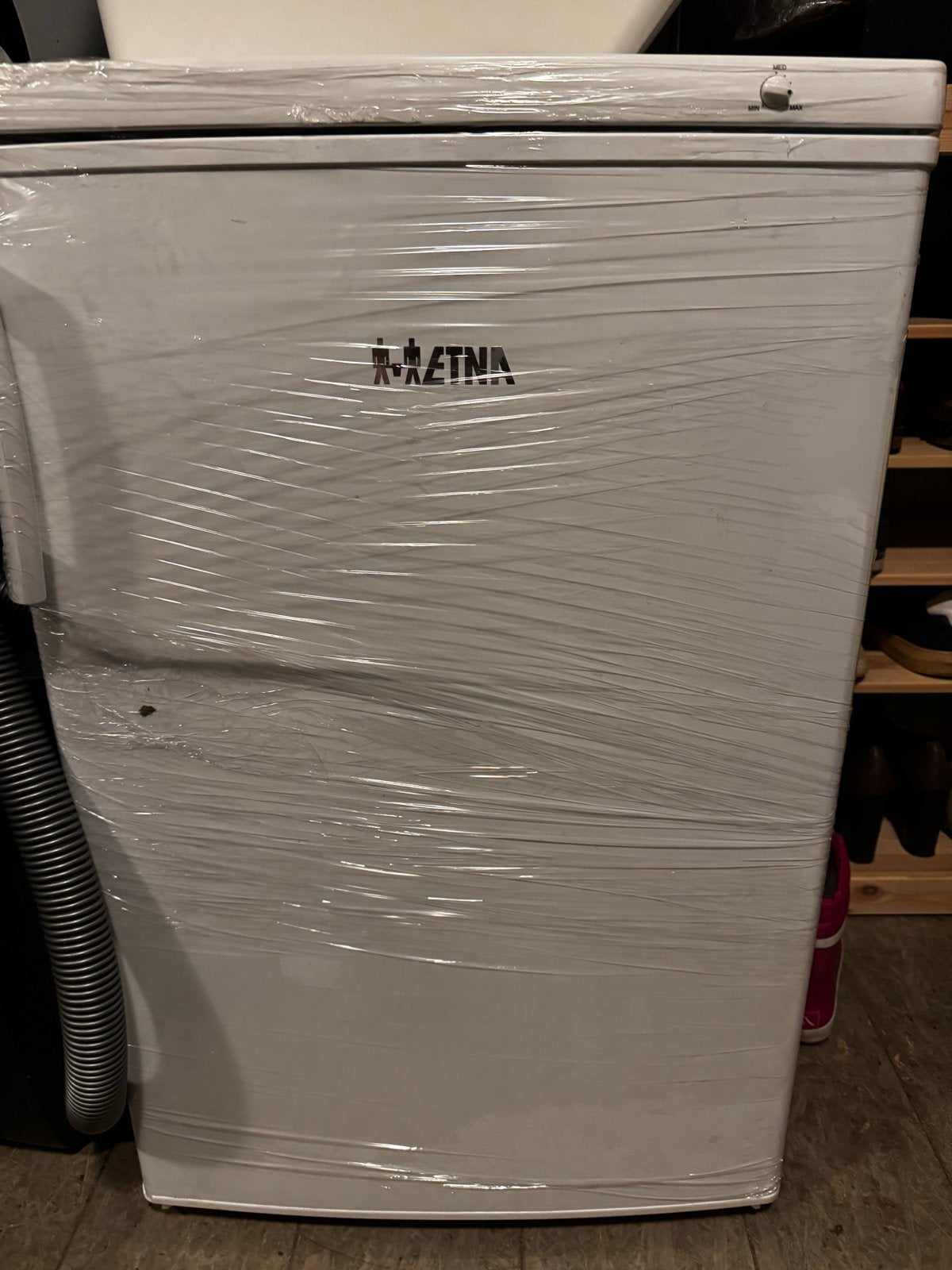 ETNA VV655WIT Vrijstaand vriezerTafelmodel - inhoud 91 l, 75 tot 100 liter, Zo goed als nieuw, 45 tot 60 cm, Met vriesvak