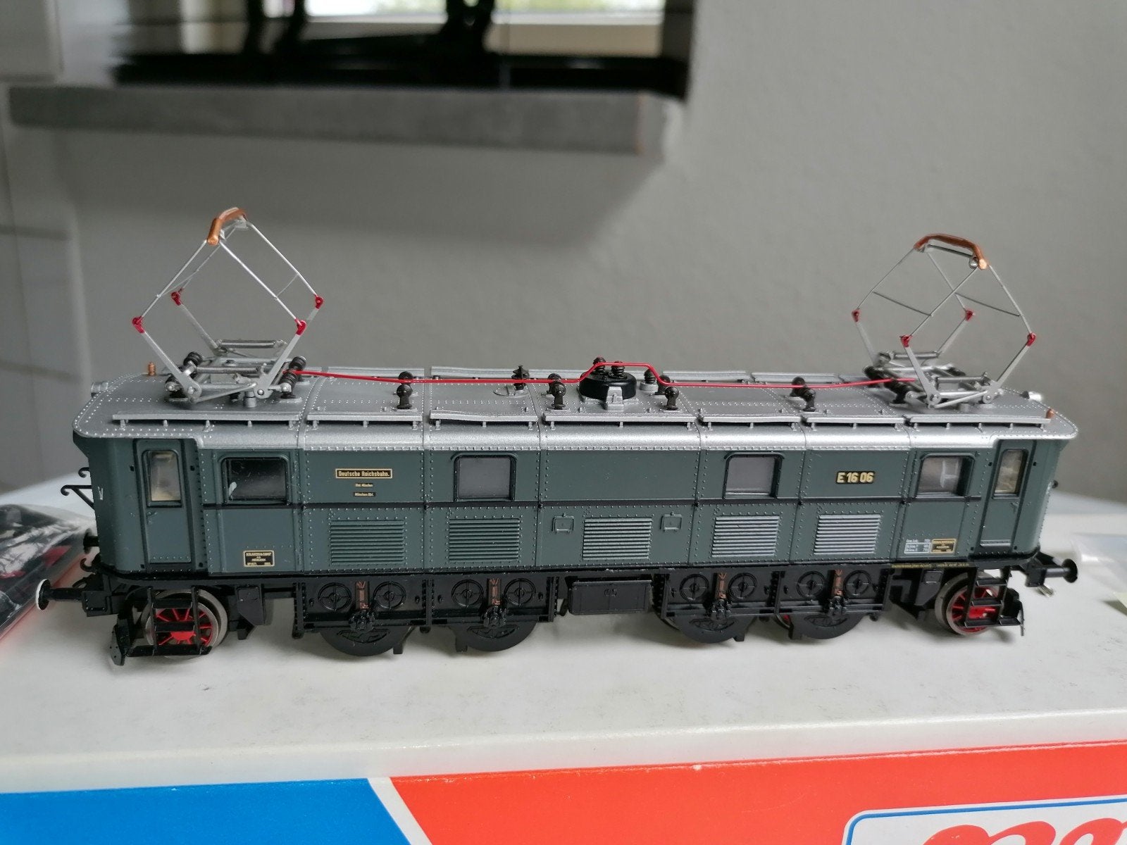LEES. Roco H0. DRG Br E 16 06. Zeer mooie locomotief., Gebruikt, Ophalen of Verzenden, Roco, Analoog