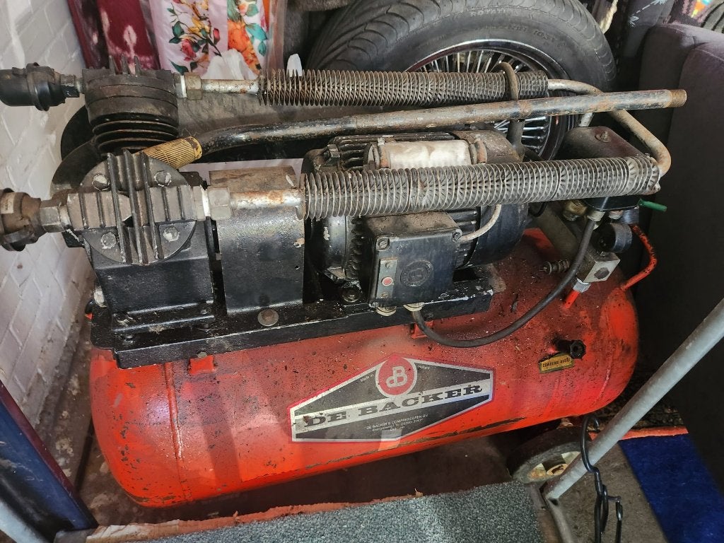 compressor De Backer 10 bar, Ophalen, Gebruikt, 6 tot 10 bar, Minder dan 200 liter/min