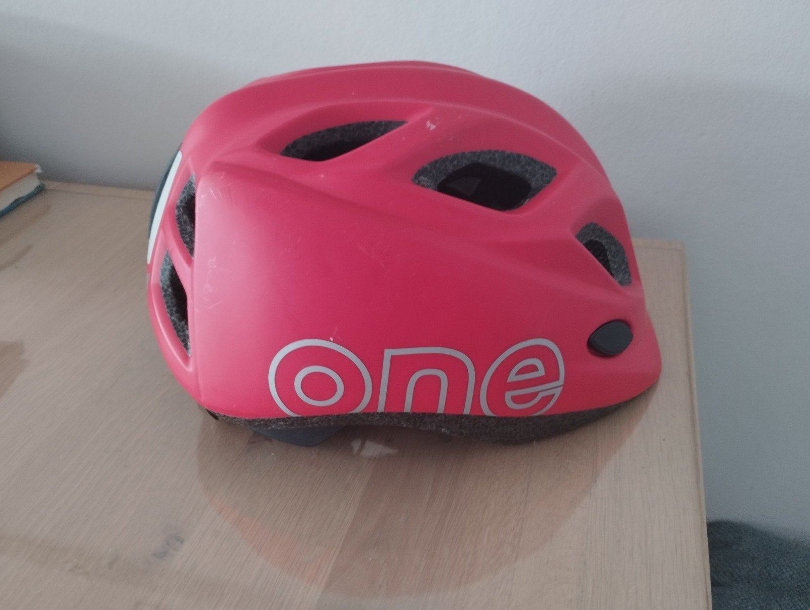 Kinder fietshelm Bobike One plus S 52-56 cm rood, Fietsen en Brommers, S, Jongen of Meisje, Ophalen of Verzenden, Zo goed als nieuw