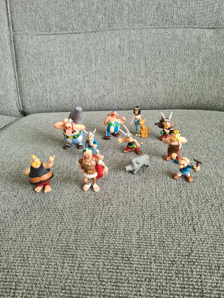 Asterix en obelix 11 poppetjes voornamelijk plastoy, Verzamelen, Plastoy, Gebruikt, Asterix en Obelix, Nvt