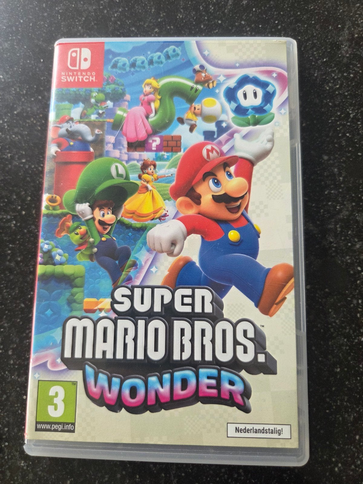 Super Mario Bros. Wonder - Nintendo Switch, Spelcomputers en Games, Games | Nintendo Switch, Zo goed als nieuw, Platform, 3 spelers of meer