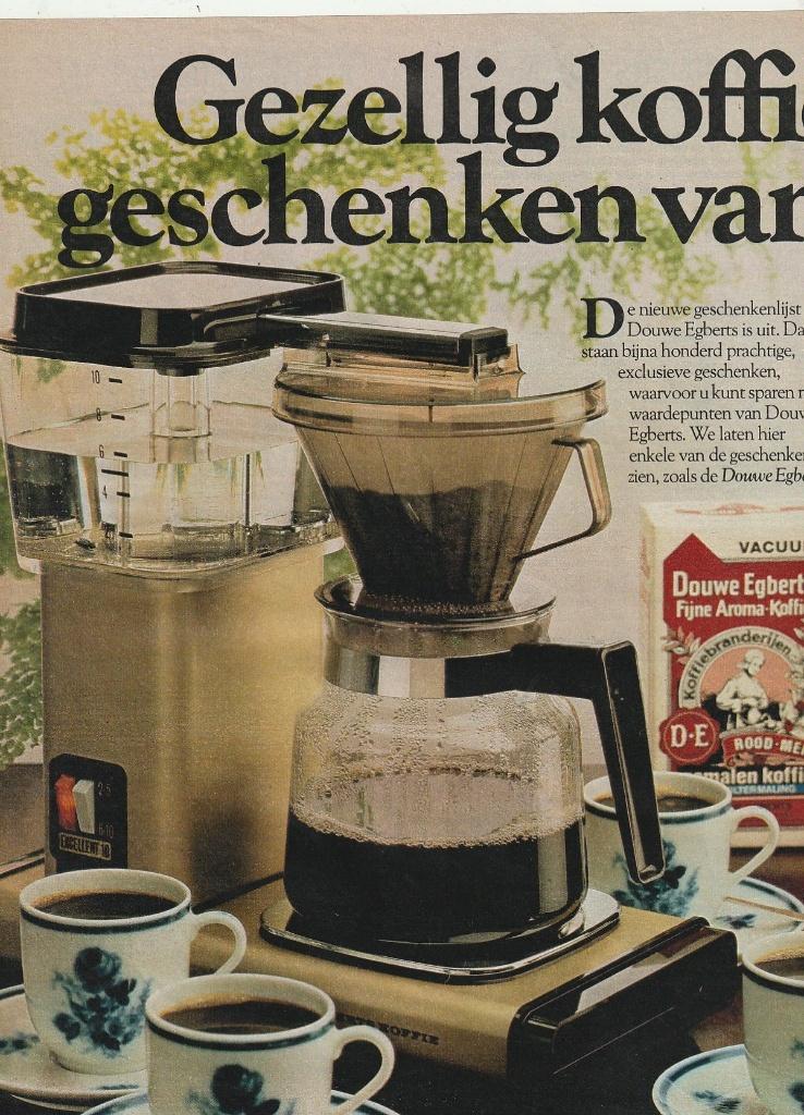 Retro reclame 1980 Douwe Egberts koffiezetter & servies, Verzamelen, Retro, Verzenden, Overige typen