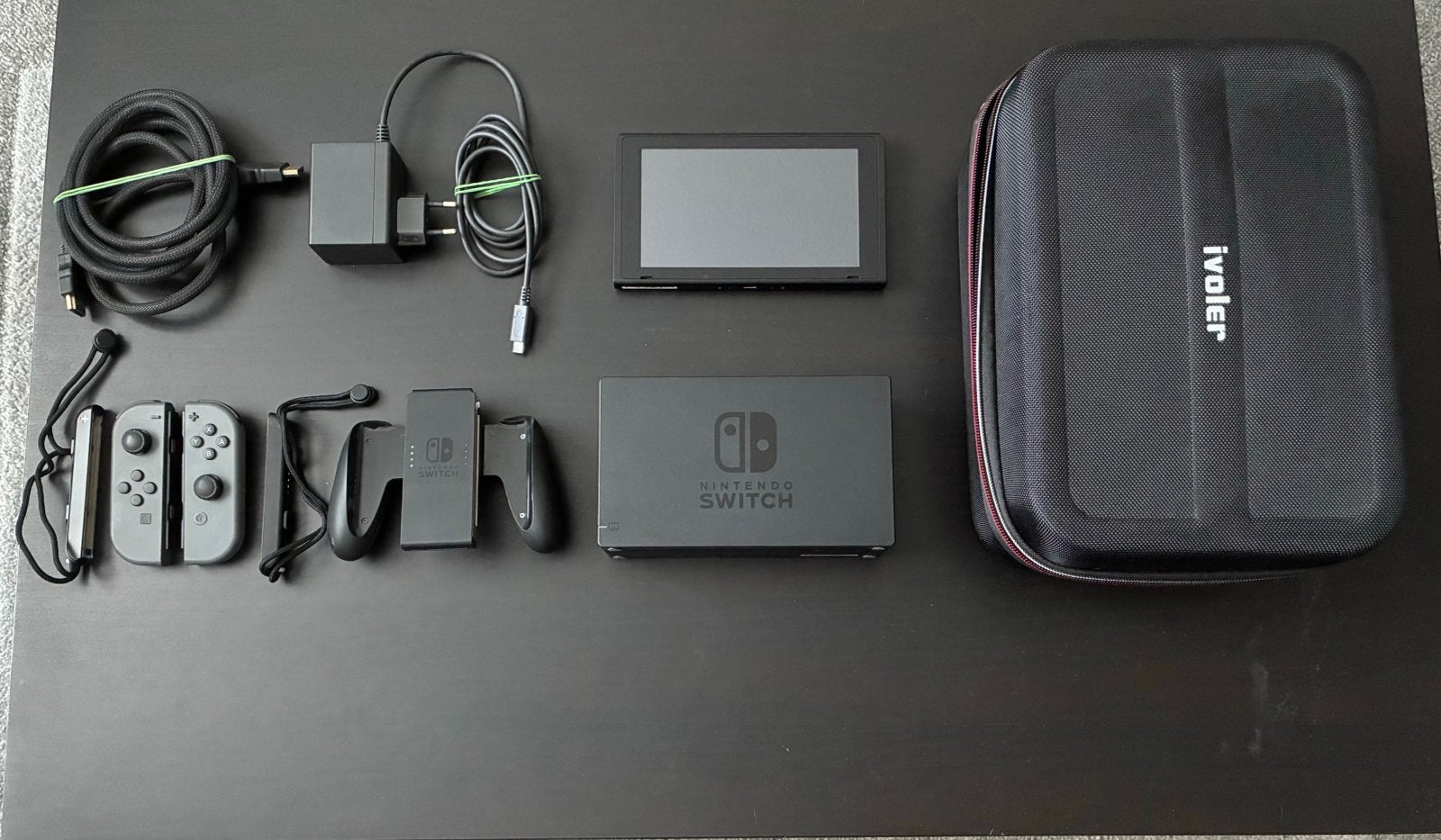 Nintendo Switch V1 Unpatched Bundle, Spelcomputers en Games, Ophalen of Verzenden, Zo goed als nieuw, Met 2 controllers, Switch Original