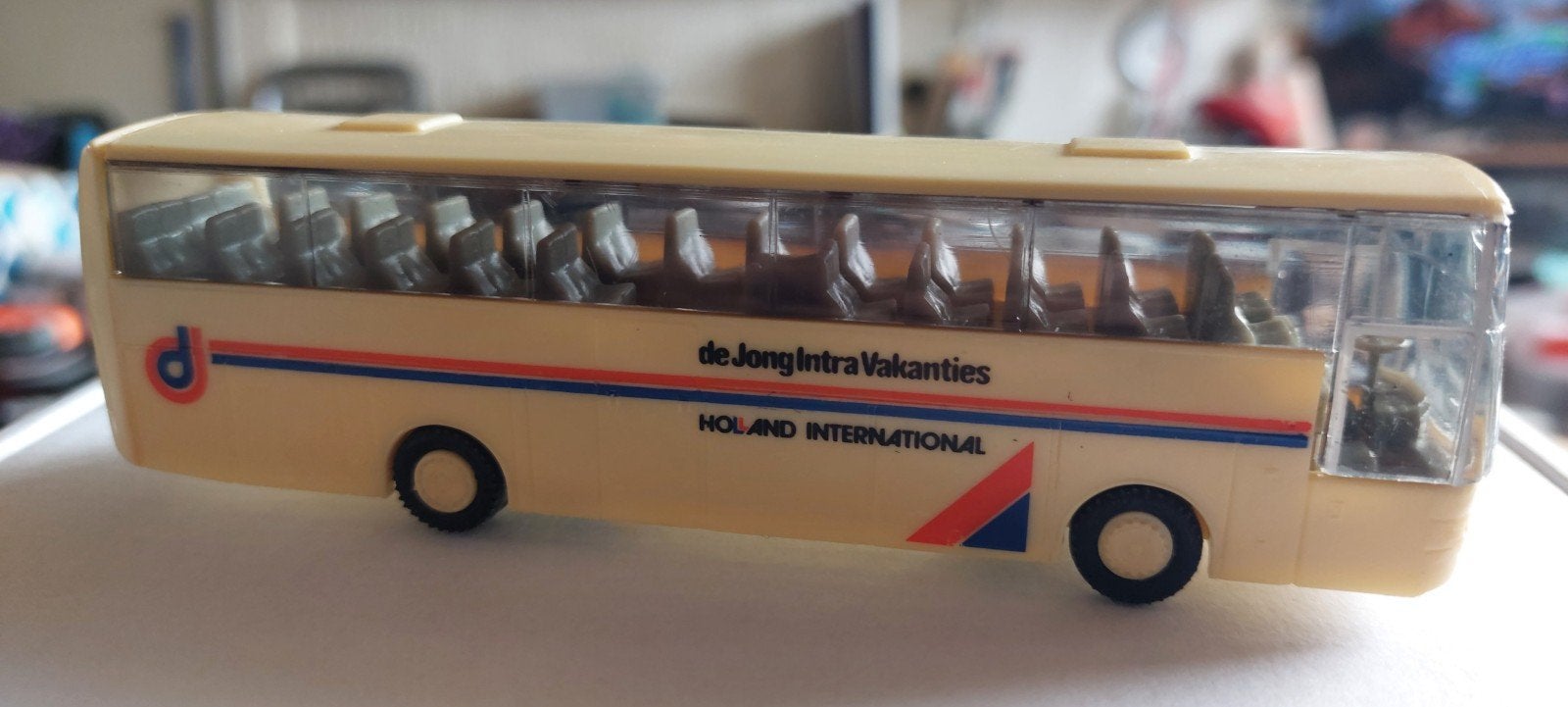 H0LK 0724 VAN HOOL BUS DE JONGINTRA 1/87, Ophalen of Verzenden, Zo goed als nieuw, Overige merken