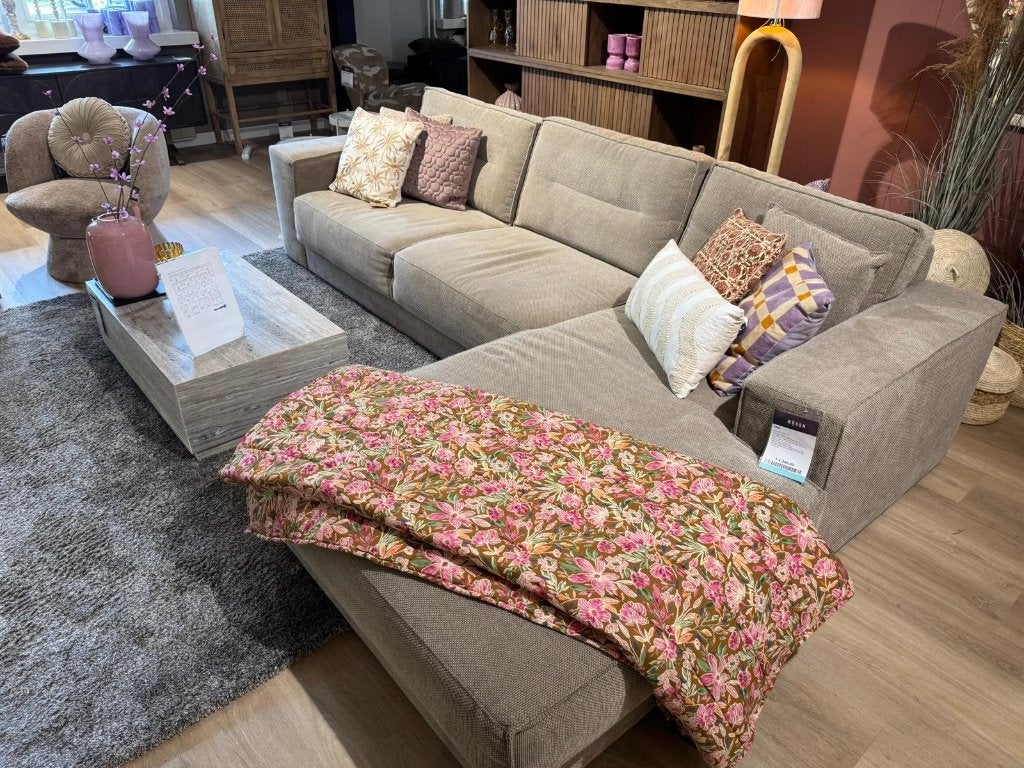 Hoekbank Edge l Whoon | Meubilex l van €2245,- voor €1099,-, Huis en Inrichting, Banken | Bankstellen, Ophalen, Stof, Gebruikt