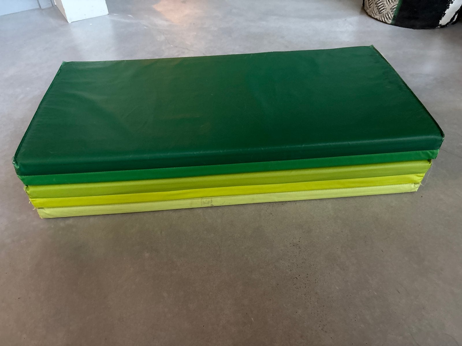 Turnmat / Speelmat - Groen/Geel Opvouwbaar, Ophalen, Gebruikt