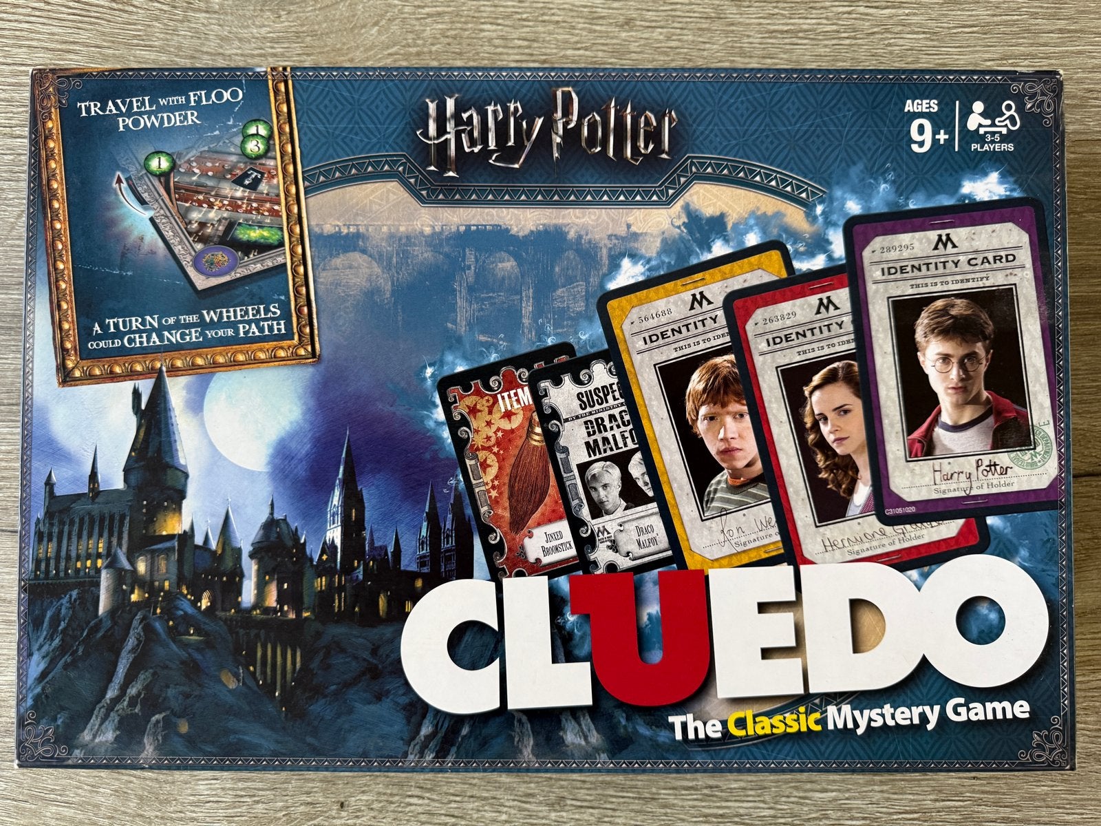Harry Potter Cluedo: The Classic Mystery Game, Hobby en Vrije tijd, Gezelschapsspellen | Bordspellen, Drie of vier spelers, Ophalen of Verzenden