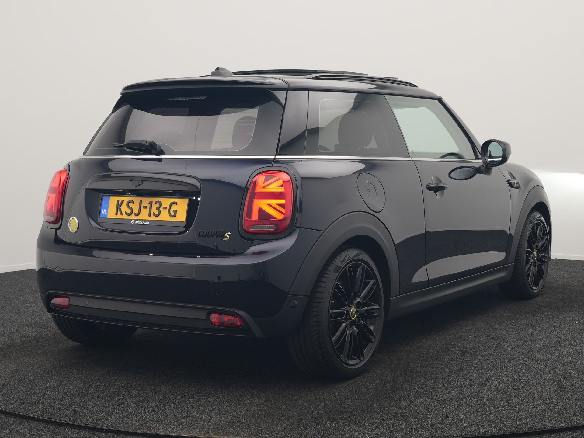 MINI Electric MINI Yours 33 kWh 184pk Dealer O.H. | Panodak, Dealer onderhouden, Gebruikt, Mini Electric, Leder