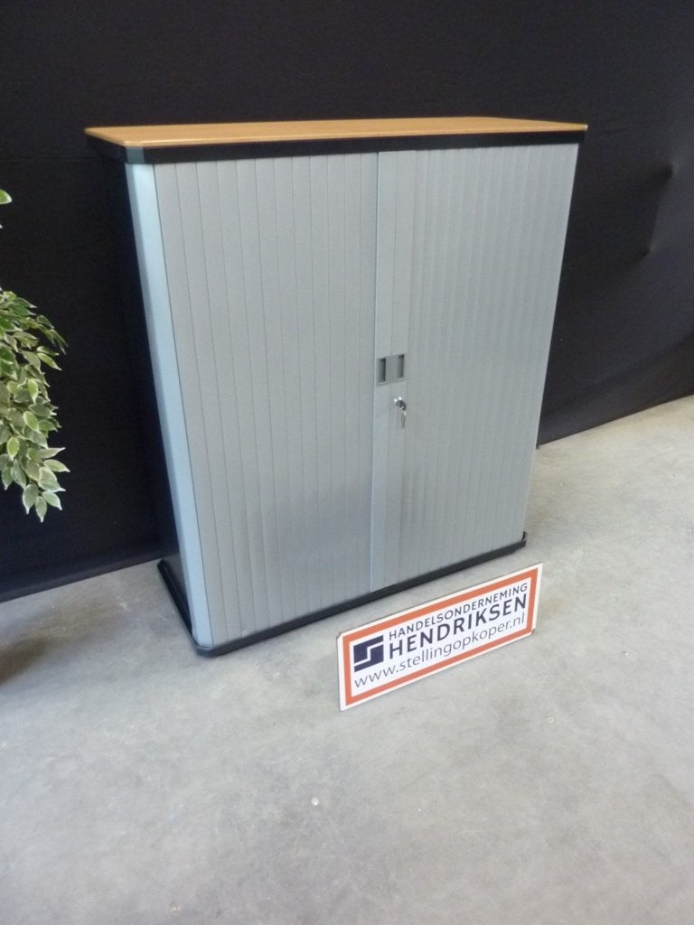 Nette Gispen roldeurkast / archiefkast + slot 120x49x135cm, Huis en Inrichting, Kasten | Roldeurkasten en Archiefkasten, Gebruikt