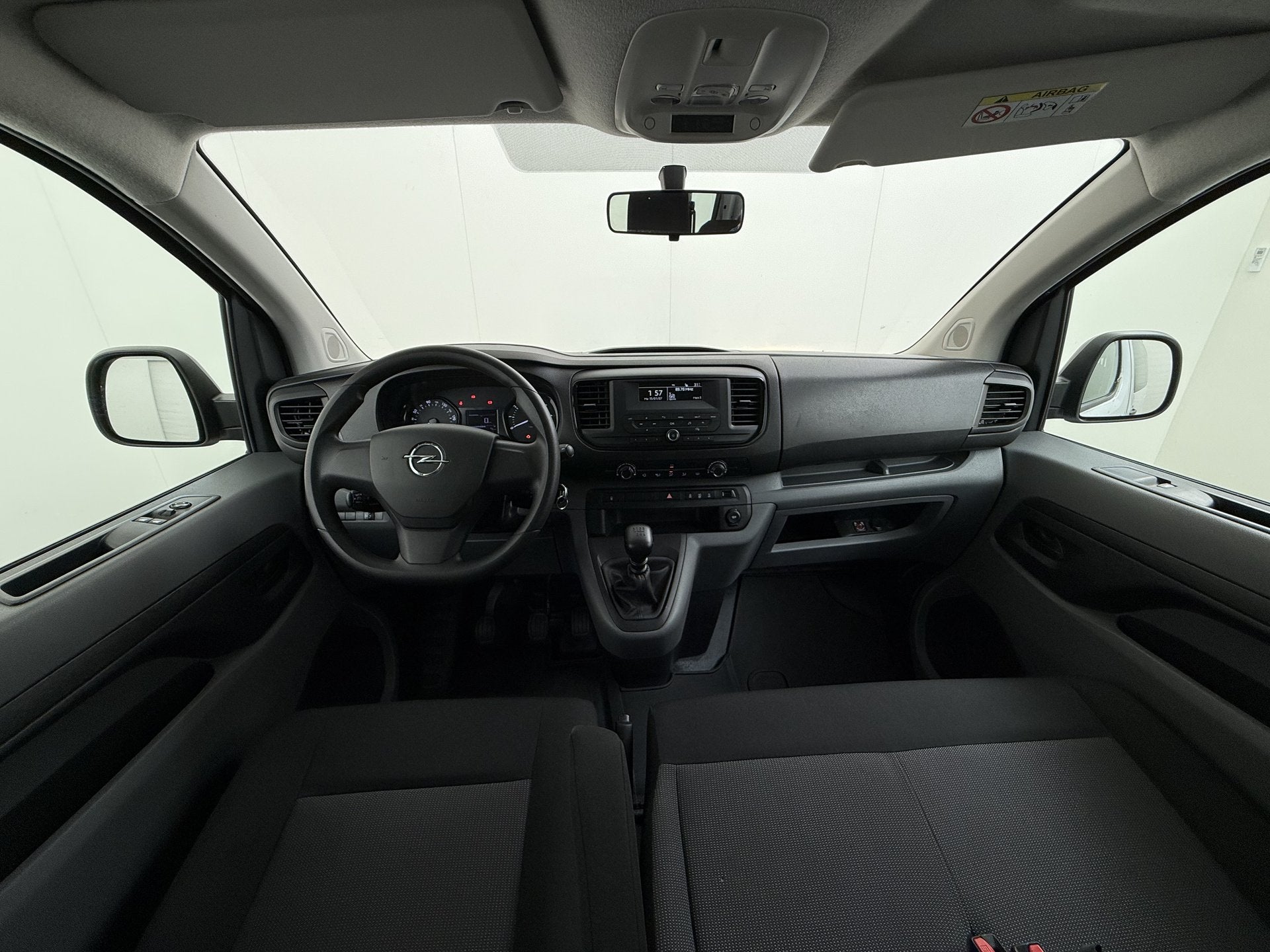 Opel Vivaro Combi 1.5CDTI 120PK L2 9-Persoons Airco Cruise C, Auto's, Opel, Voorwielaandrijving, Stof, 1634 kg, Wit