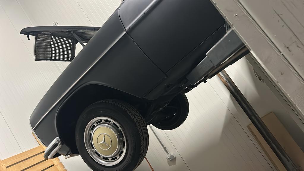 Hobby autospuiter gezocht voor Mercedes W115 oldtimer, Auto-onderdelen, Ophalen of Verzenden, Mercedes-Benz